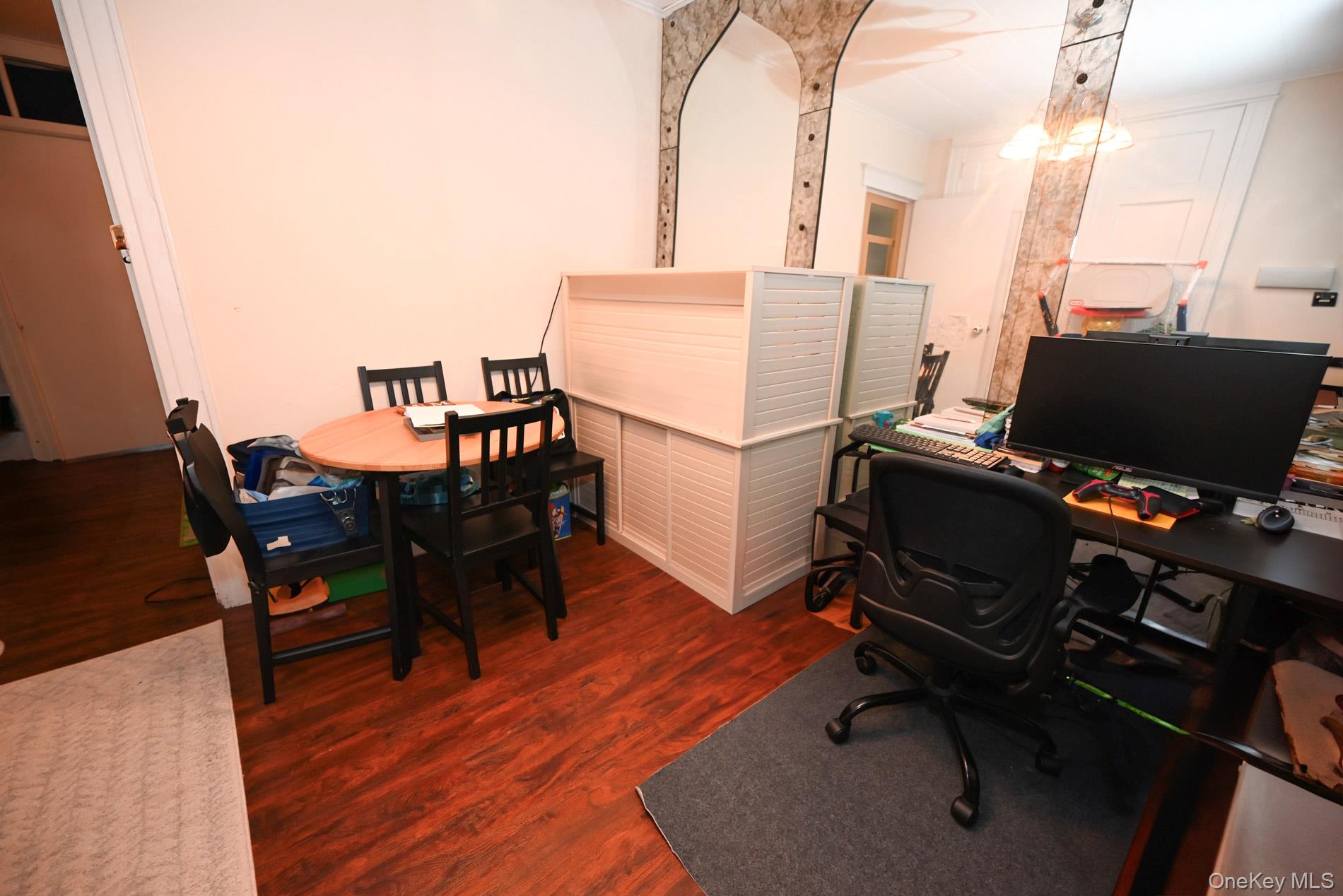 #9 photo, 6062 Flushing Avenue, クイーンズ区 Maspeth , NY 11378