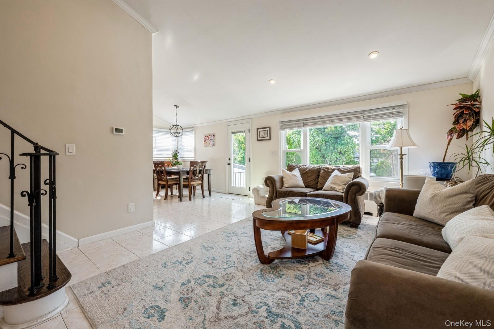 #9 photo, 375 W Windsor Parkway, Oceanside , NY 11572