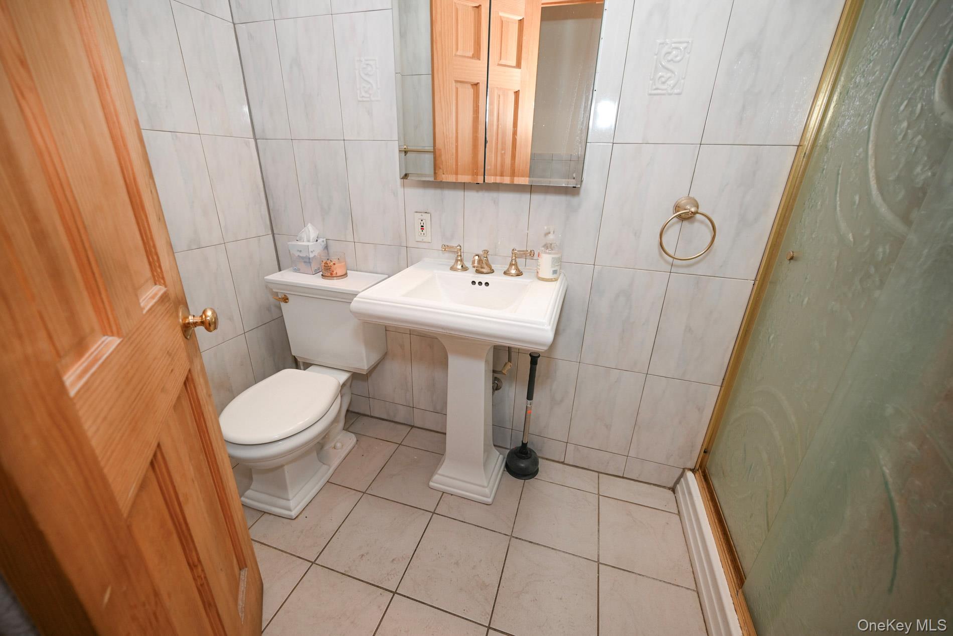 #9 photo, 6060 Flushing Avenue, クイーンズ区 Maspeth , NY 11378