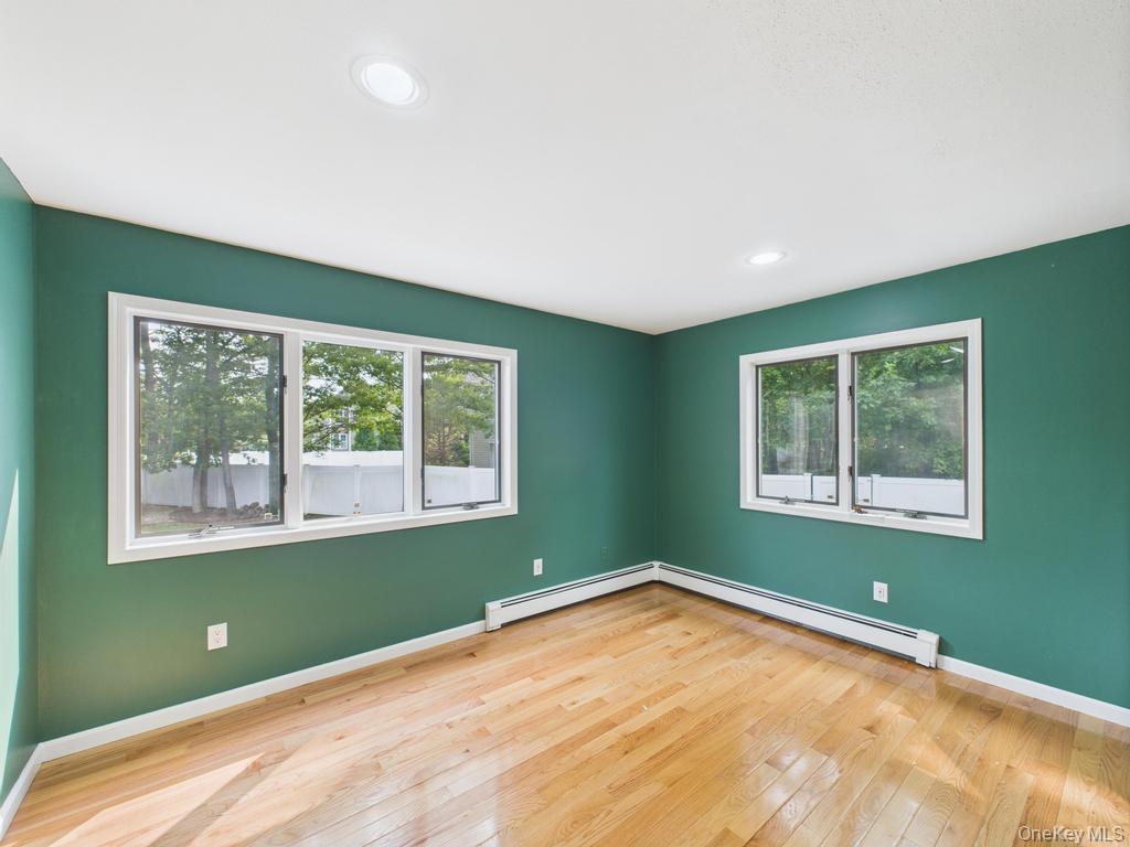 #16 photo, 10 Cori Lane, Bohemia , NY 11716