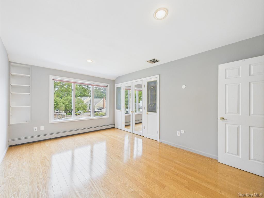 #20 photo, 10 Cori Lane, Bohemia , NY 11716