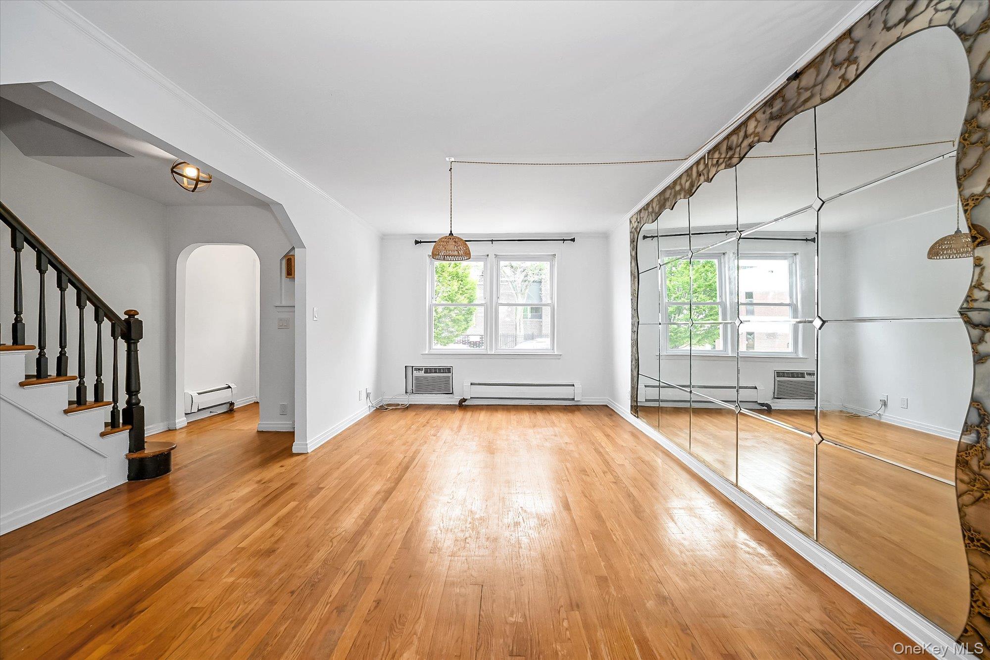 #3 photo, 4320 196th Street, クイーンズ区 Flushing , NY 11358