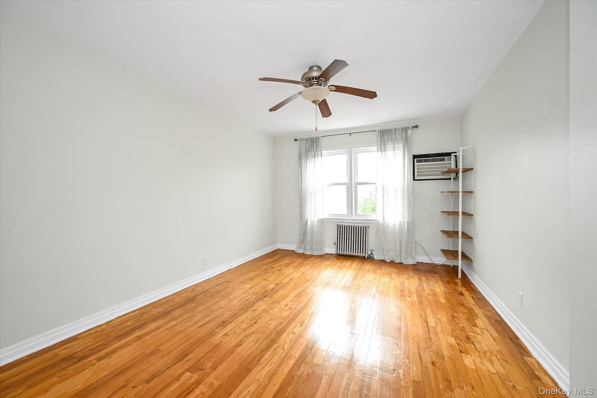 #9 photo, 4320 196th Street, クイーンズ区 Flushing , NY 11358