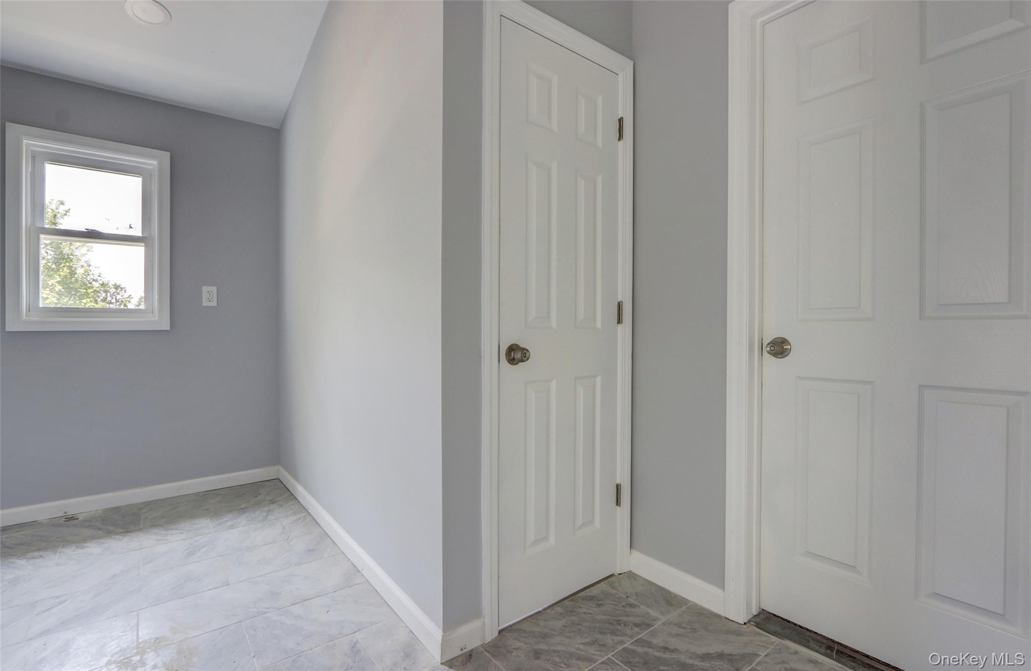 #15 photo, 17 Windmill Lane, ナッソー郡 Levittown , NY 11756