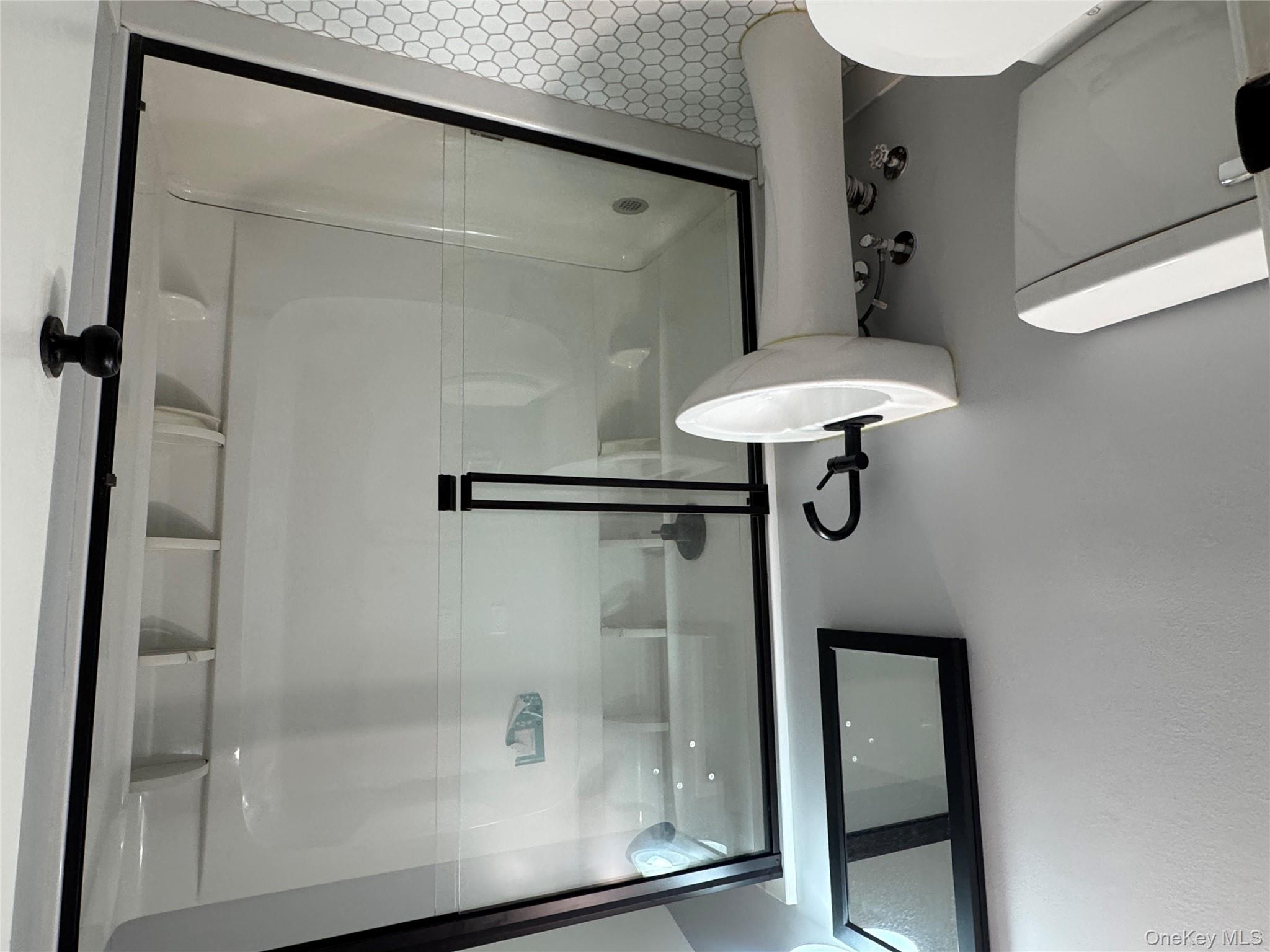 #10 photo, 59-43 174th Street, クイーンズ区 Fresh Meadows , NY 11365