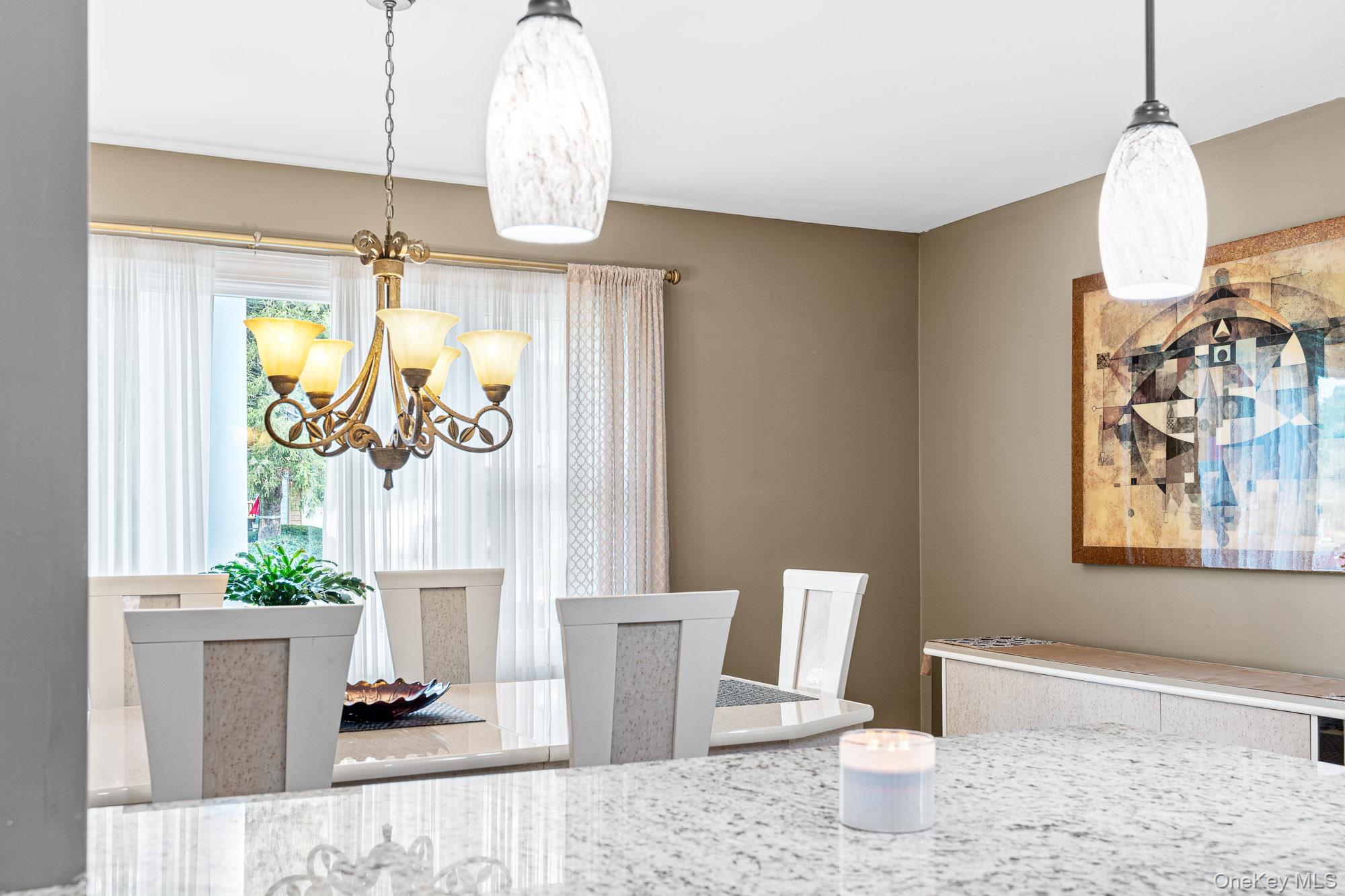 #14 photo, 49 Dorchester Road, サフォーク郡 Smithtown , NY 11787