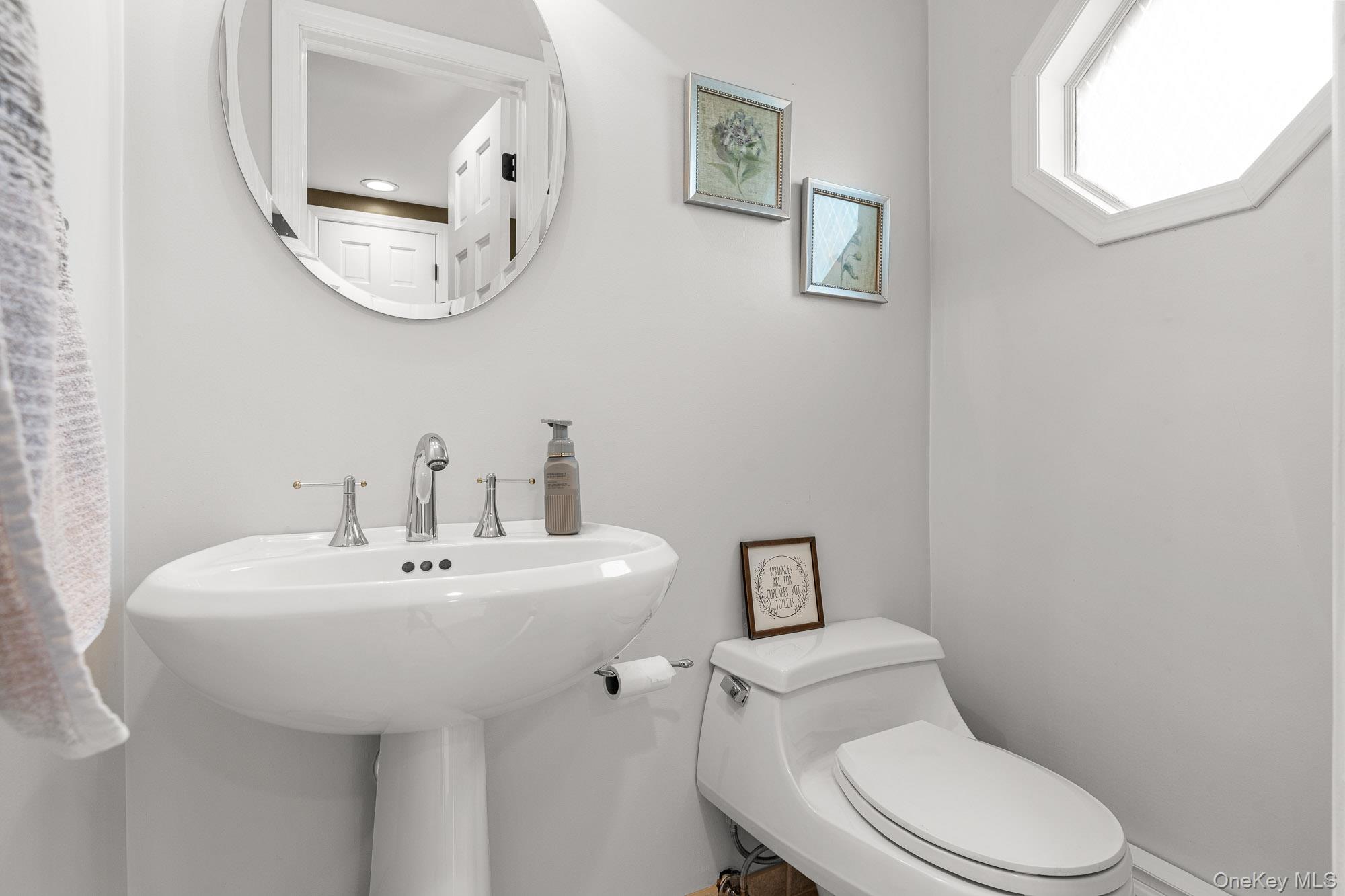 #15 photo, 49 Dorchester Road, サフォーク郡 Smithtown , NY 11787