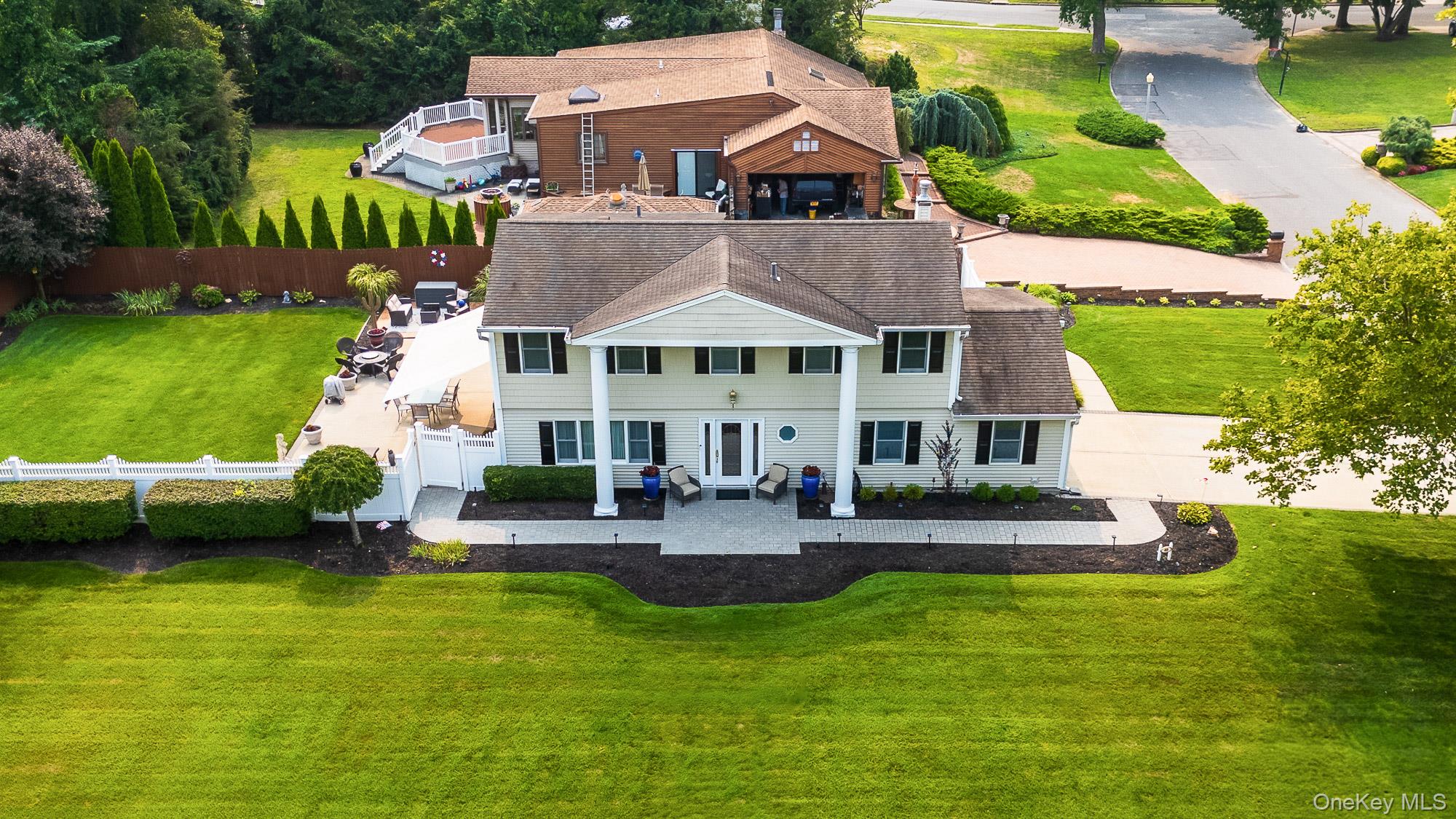 #4 photo, 49 Dorchester Road, サフォーク郡 Smithtown , NY 11787