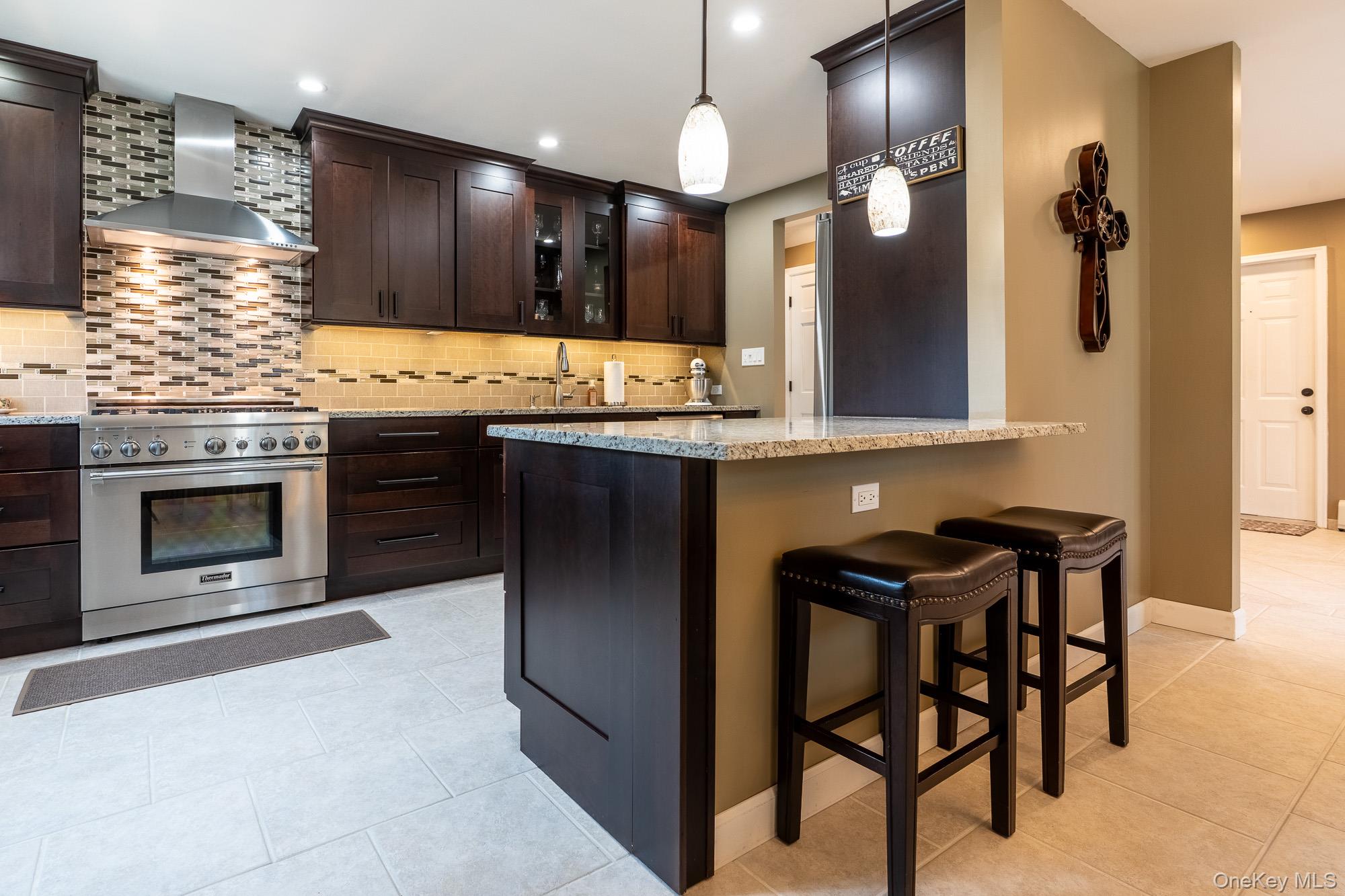 #8 photo, 49 Dorchester Road, サフォーク郡 Smithtown , NY 11787