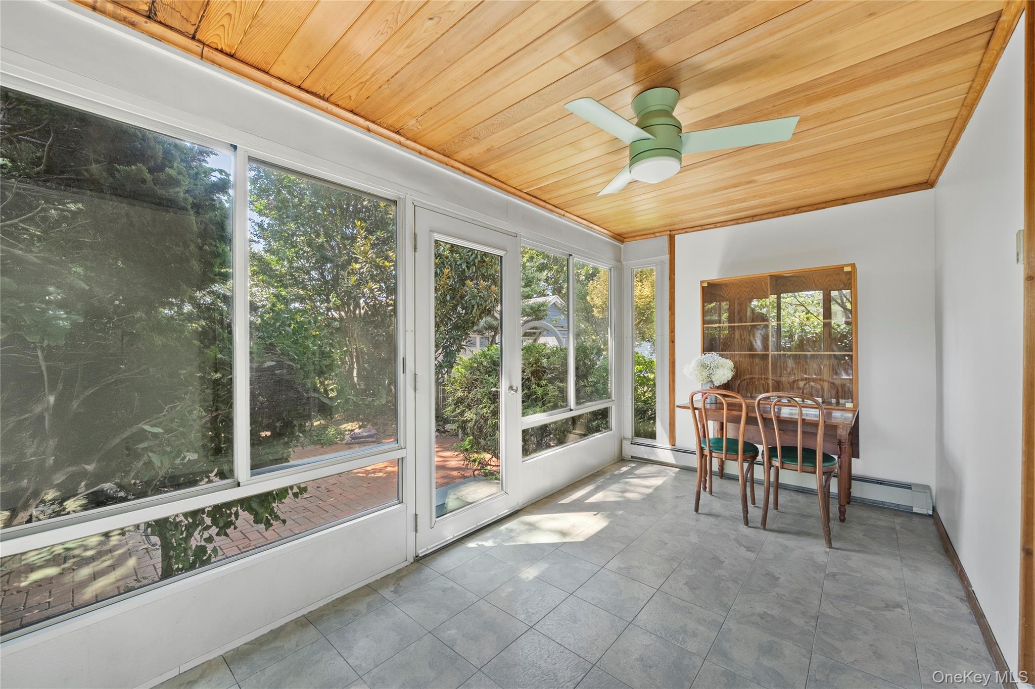 #16 photo, 44 Madison Street, নাসাউ কাউন্টি Lynbrook , NY 11563