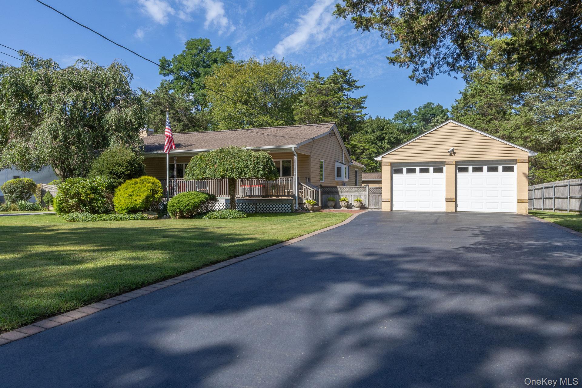 #1 photo, 154 Cambon Avenue, Saint James , NY 11780