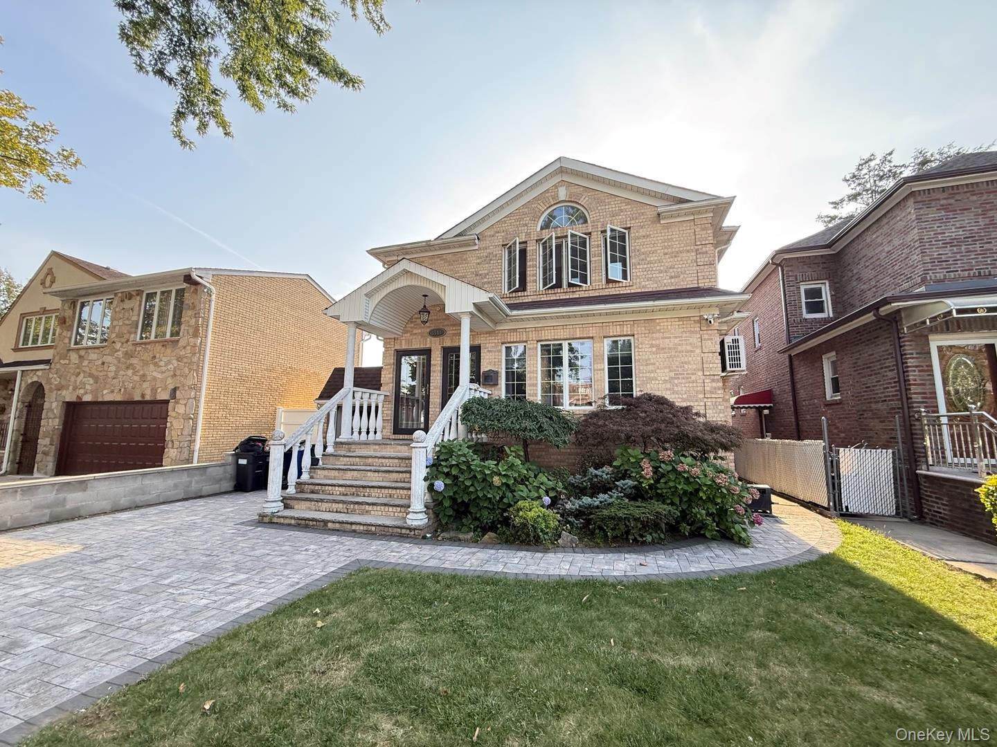 #1 photo, 4540 192nd Street, फ्लशिंग Flushing , NY 11358