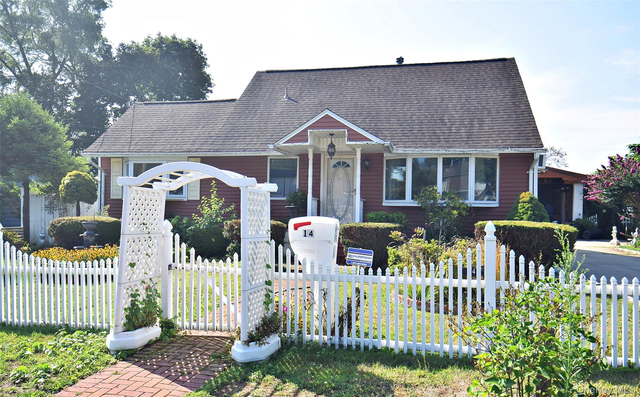 #18 photo, 14 E Walnut Street, Central Islip , NY 11722