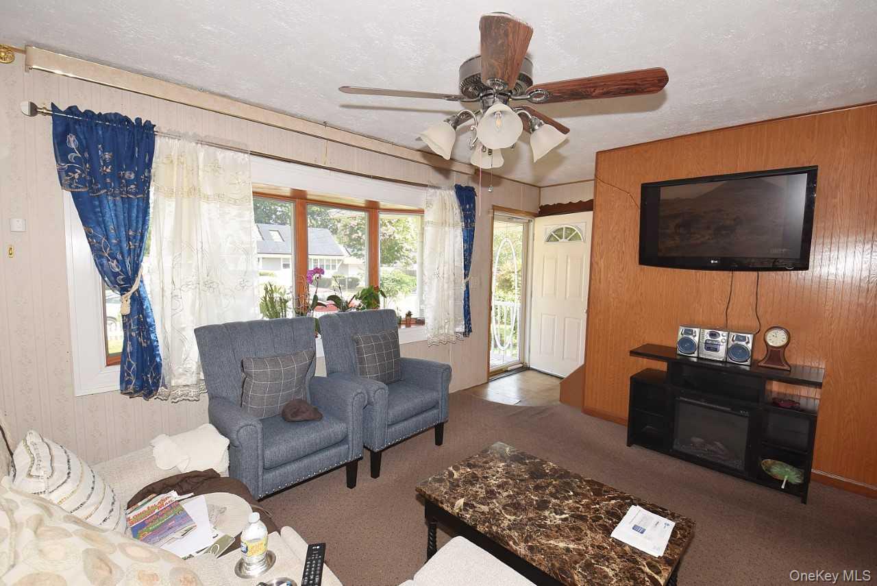 #3 photo, 14 E Walnut Street, Central Islip , NY 11722