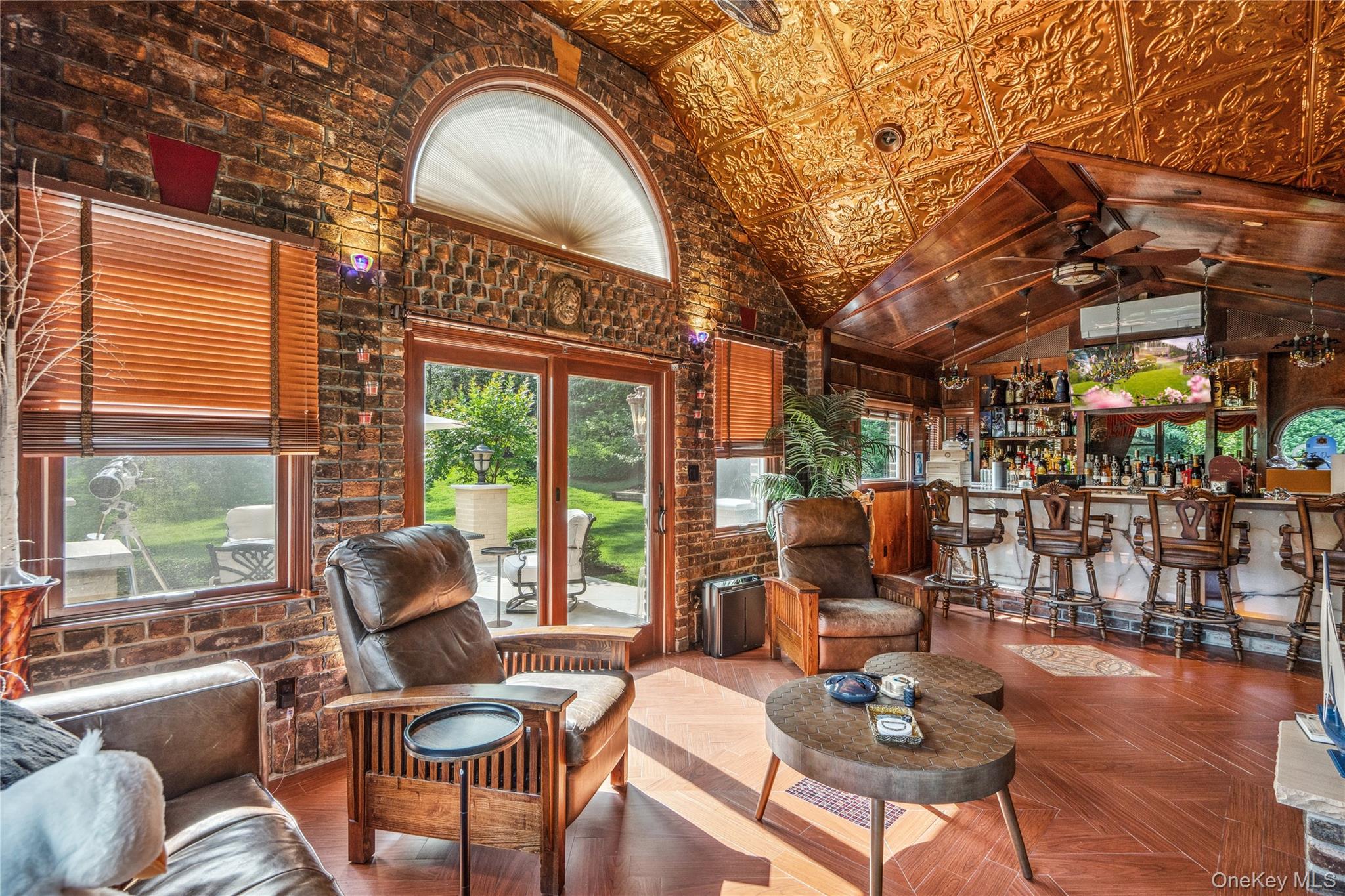 #16 photo, 213 Guinea Woods Road, ナッソー郡 Old Westbury , NY 11568