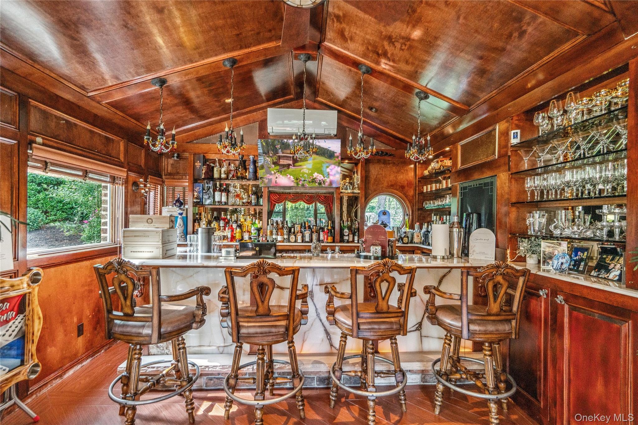 #18 photo, 213 Guinea Woods Road, ナッソー郡 Old Westbury , NY 11568