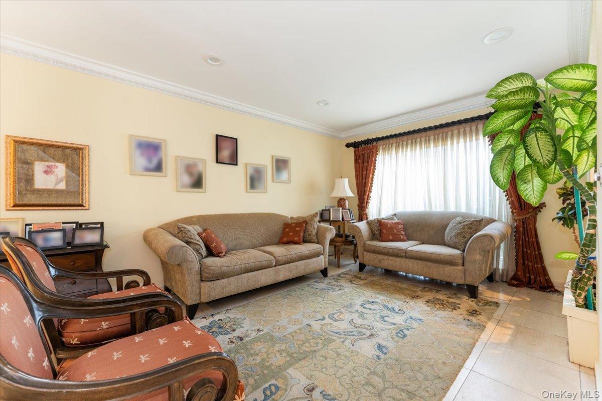 #3 photo, 924 Northfield Road, ナッソー郡 Woodmere , NY 11598