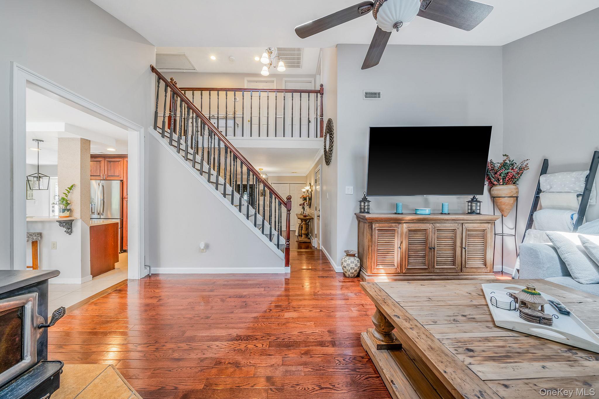 #17 photo, 23 Woodbine Street, サフォーク郡 Coram , NY 11727