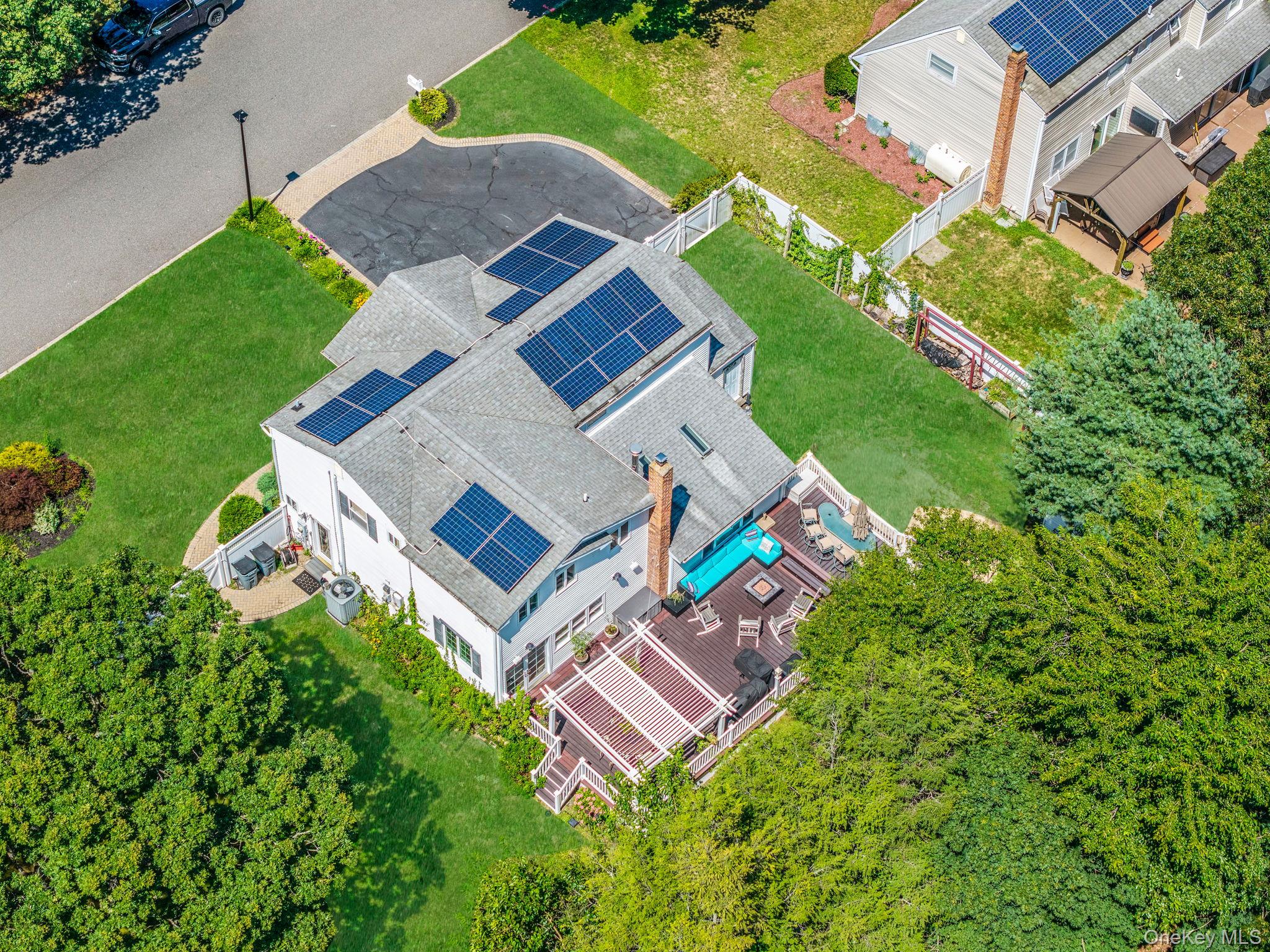 #3 photo, 23 Woodbine Street, サフォーク郡 Coram , NY 11727