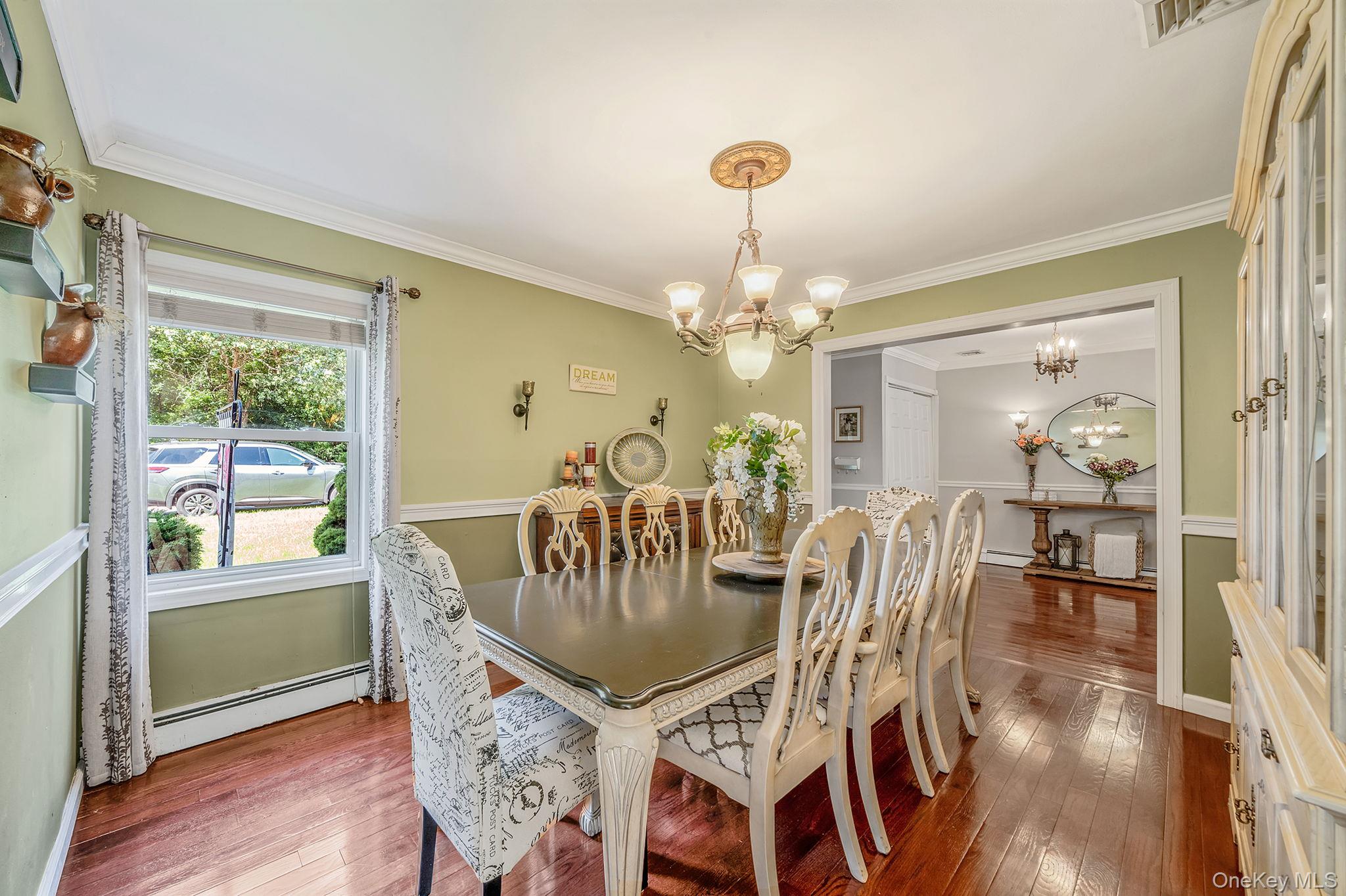 #9 photo, 23 Woodbine Street, サフォーク郡 Coram , NY 11727