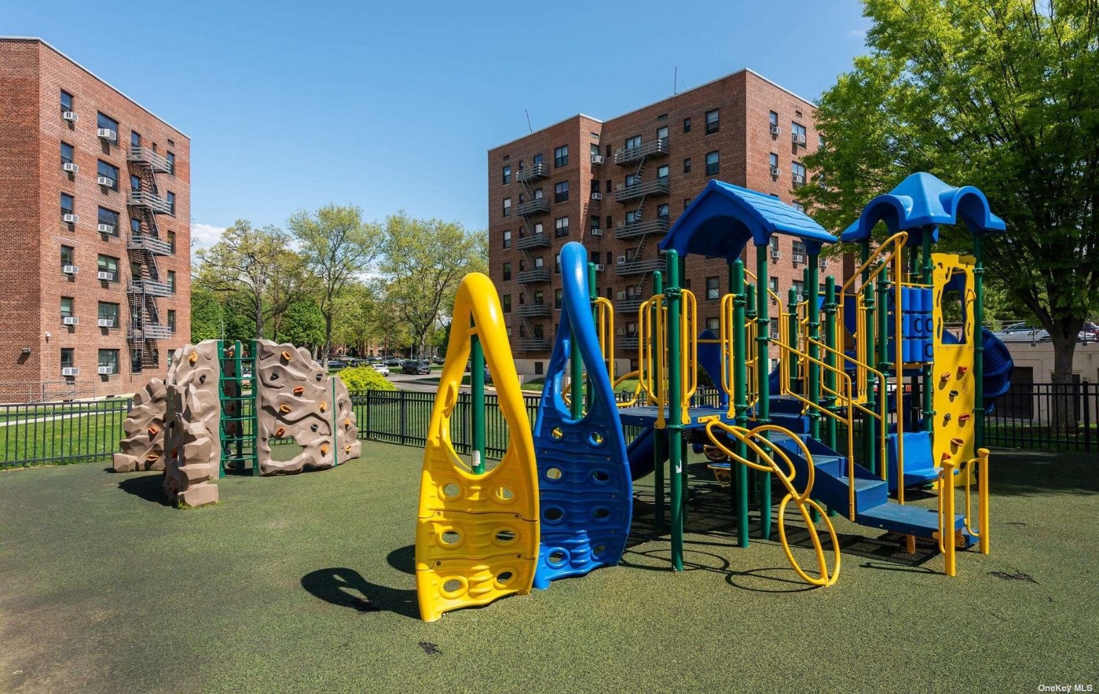 #20 photo, 73-63 Bell Blvd , #5J, クイーンズ区 Oakland Gardens , NY 11364