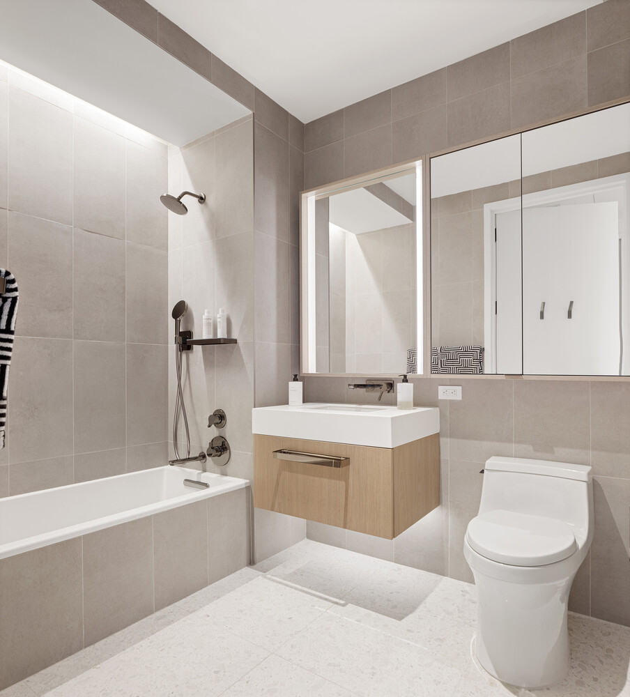 #10 photo, 77 GREENWICH Street, マンハッタン Financial District , NY 10006