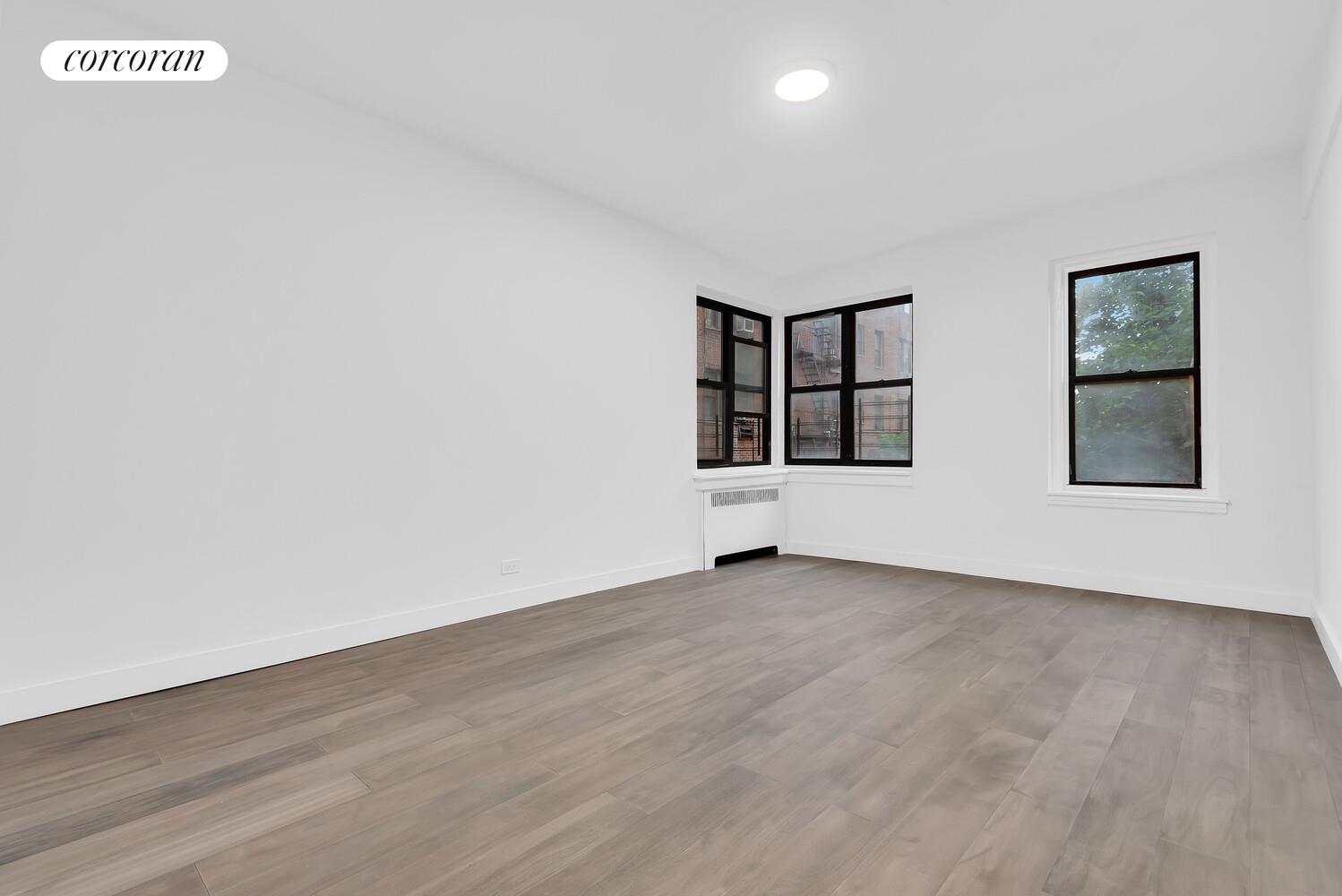 #4 photo, 3000 VALENTINE Avenue, Norwood , NY 10458