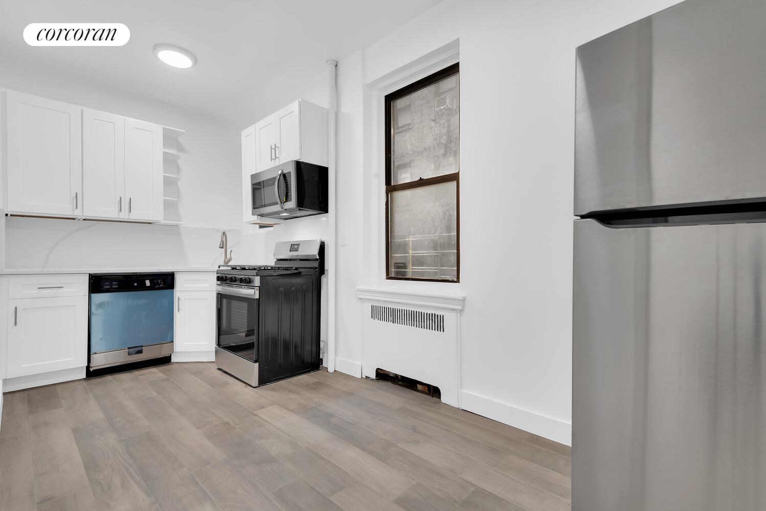 #5 photo, 3000 VALENTINE Avenue, Norwood , NY 10458