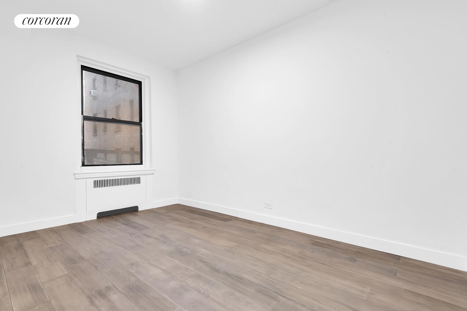 #6 photo, 3000 VALENTINE Avenue, Norwood , NY 10458