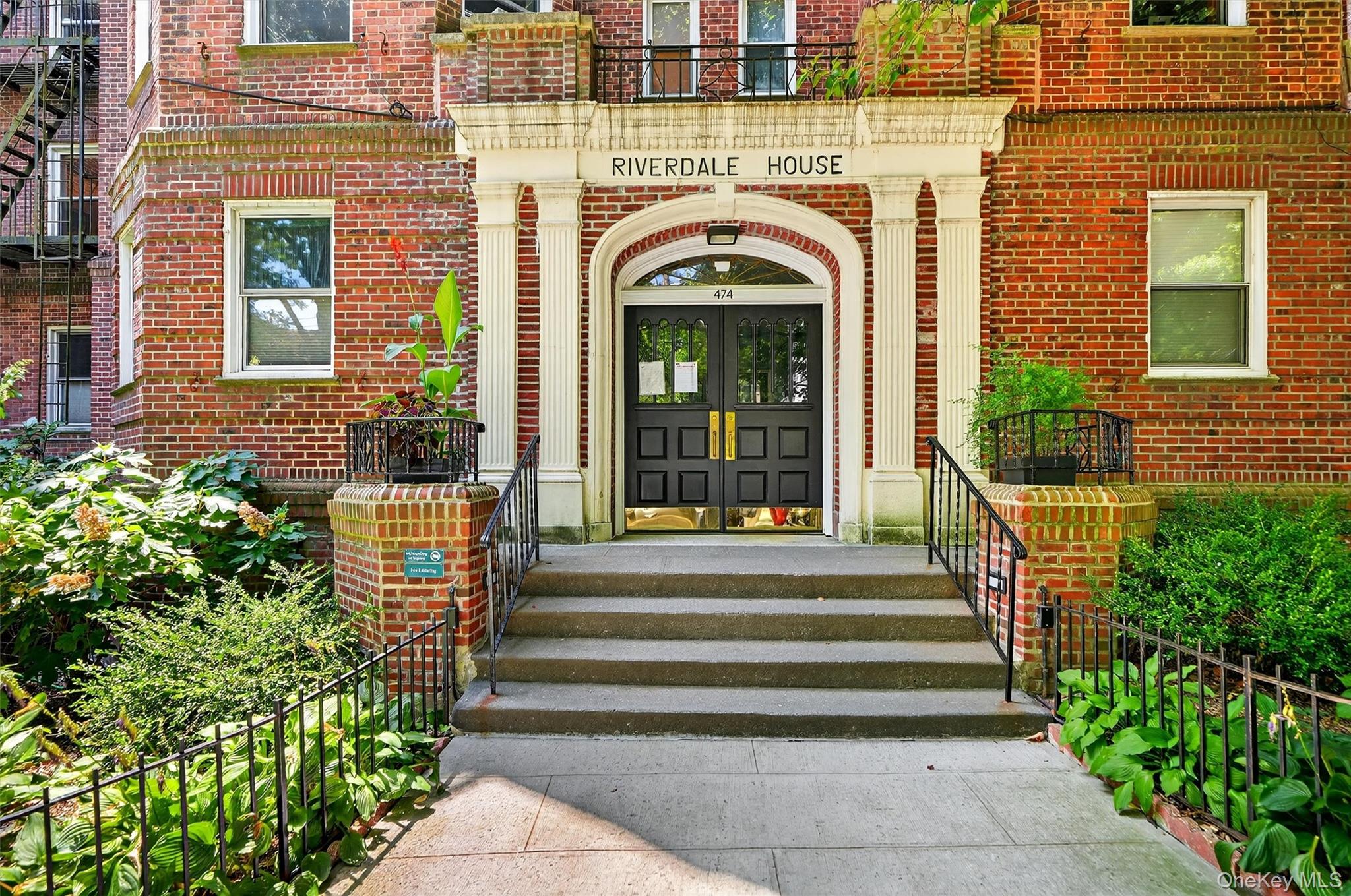 #1 photo, 474 W 238th Street, ब्रोंक्स Bronx , NY 10463