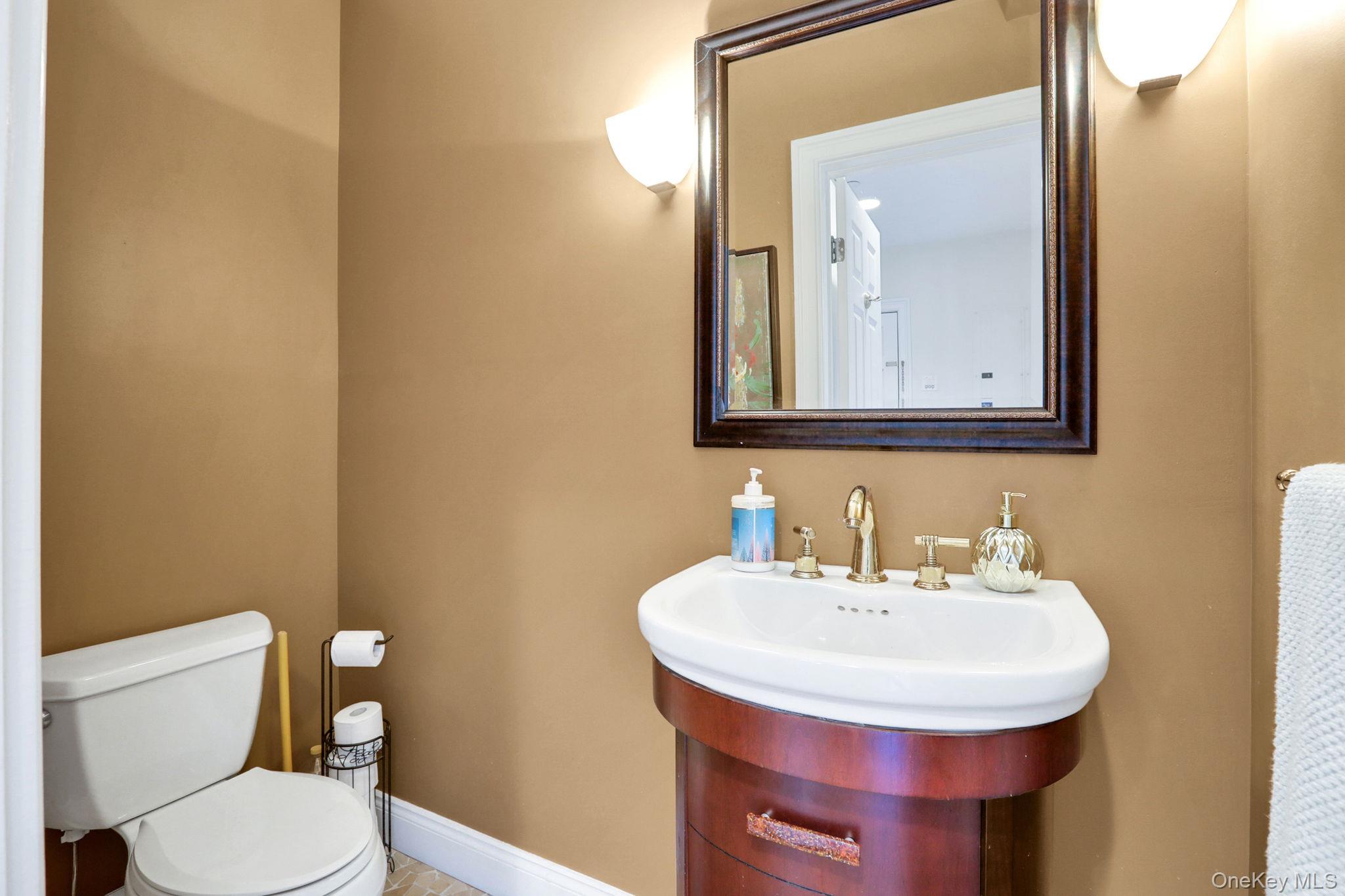 #19 photo, 2 Harbor Lane, New Rochelle , NY 10805