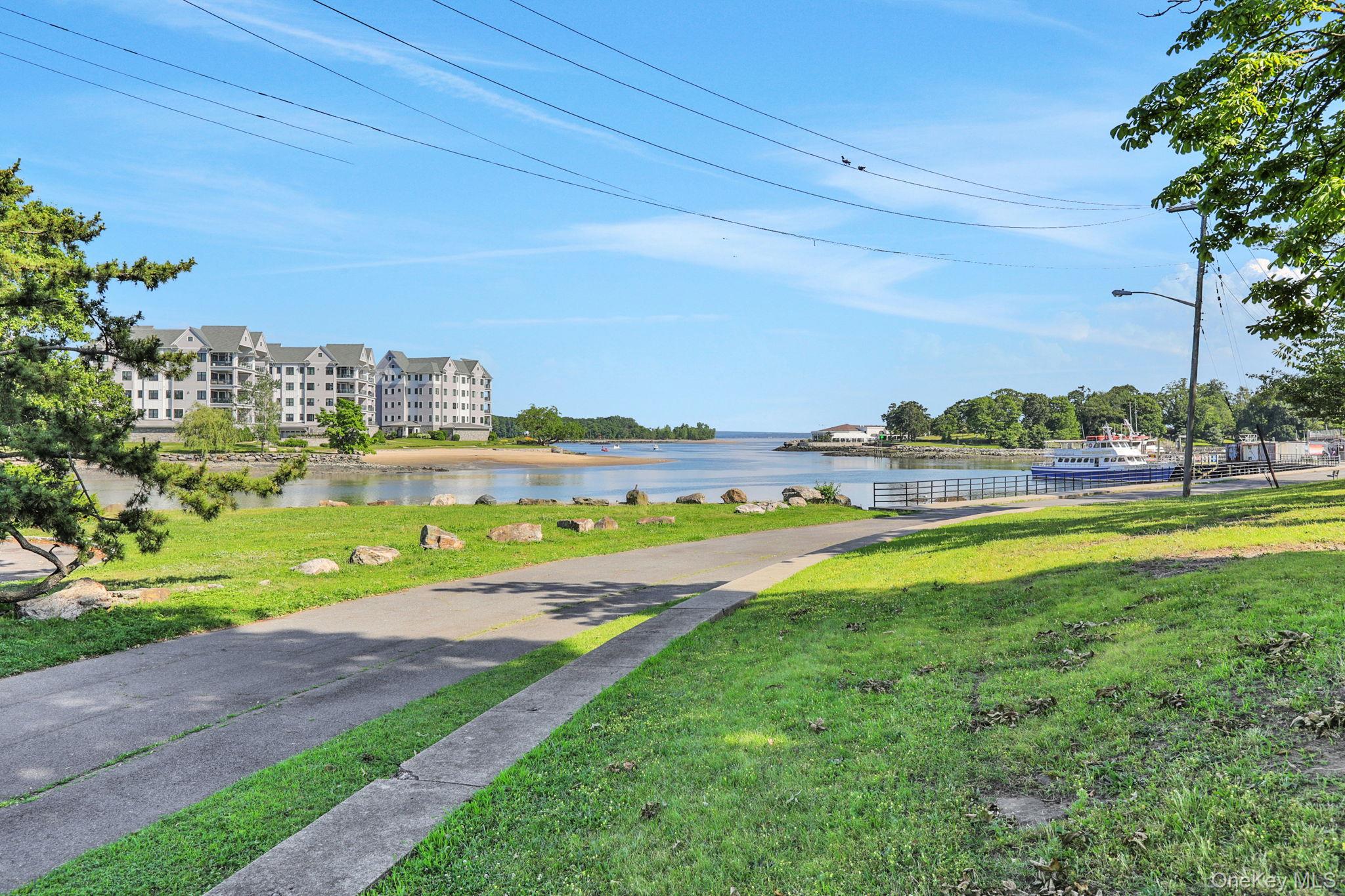 #2 photo, 2 Harbor Lane, New Rochelle , NY 10805