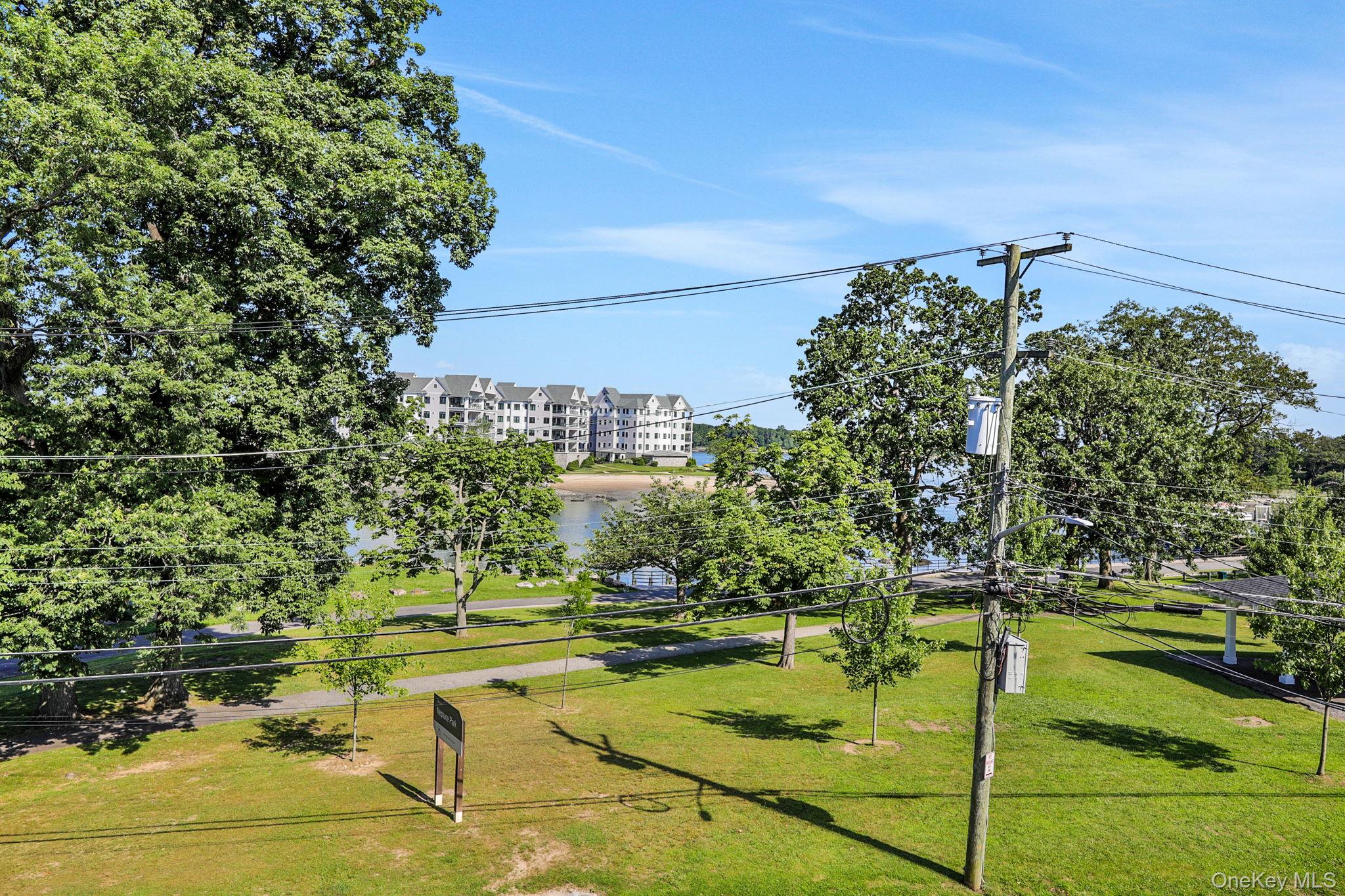 #5 photo, 2 Harbor Lane, New Rochelle , NY 10805