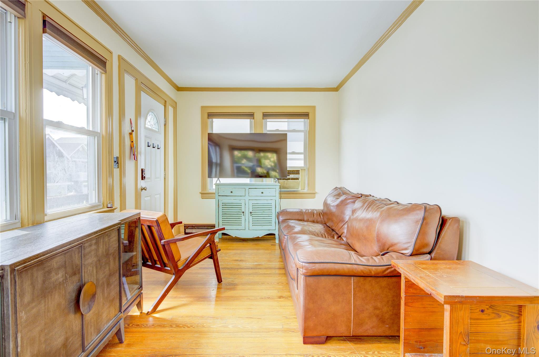 #6 photo, 105 Illinois Avenue, Long Beach , NY 11561