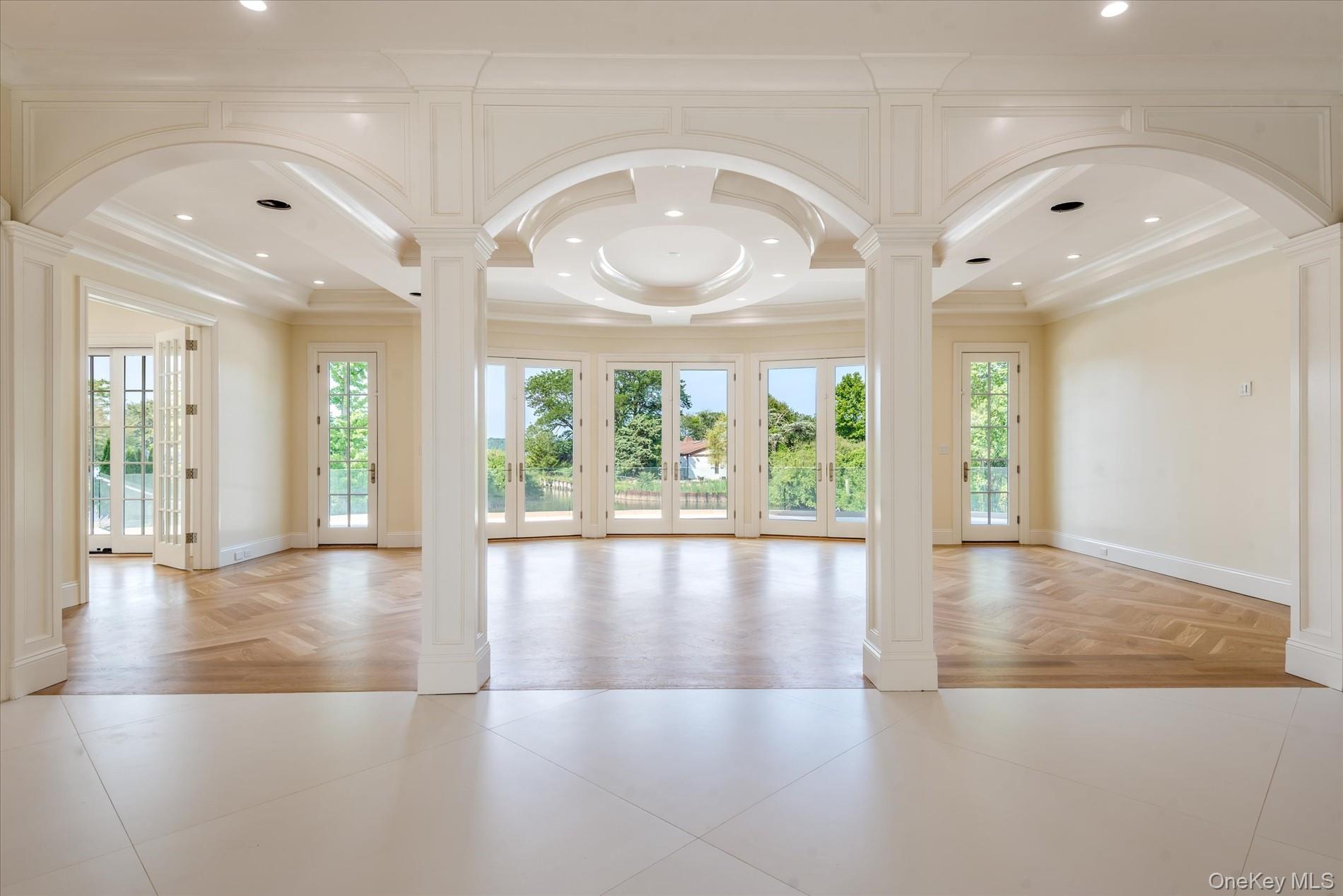 #11 photo, 566 E Shore Road, ナッソー郡 Great Neck , NY 11024