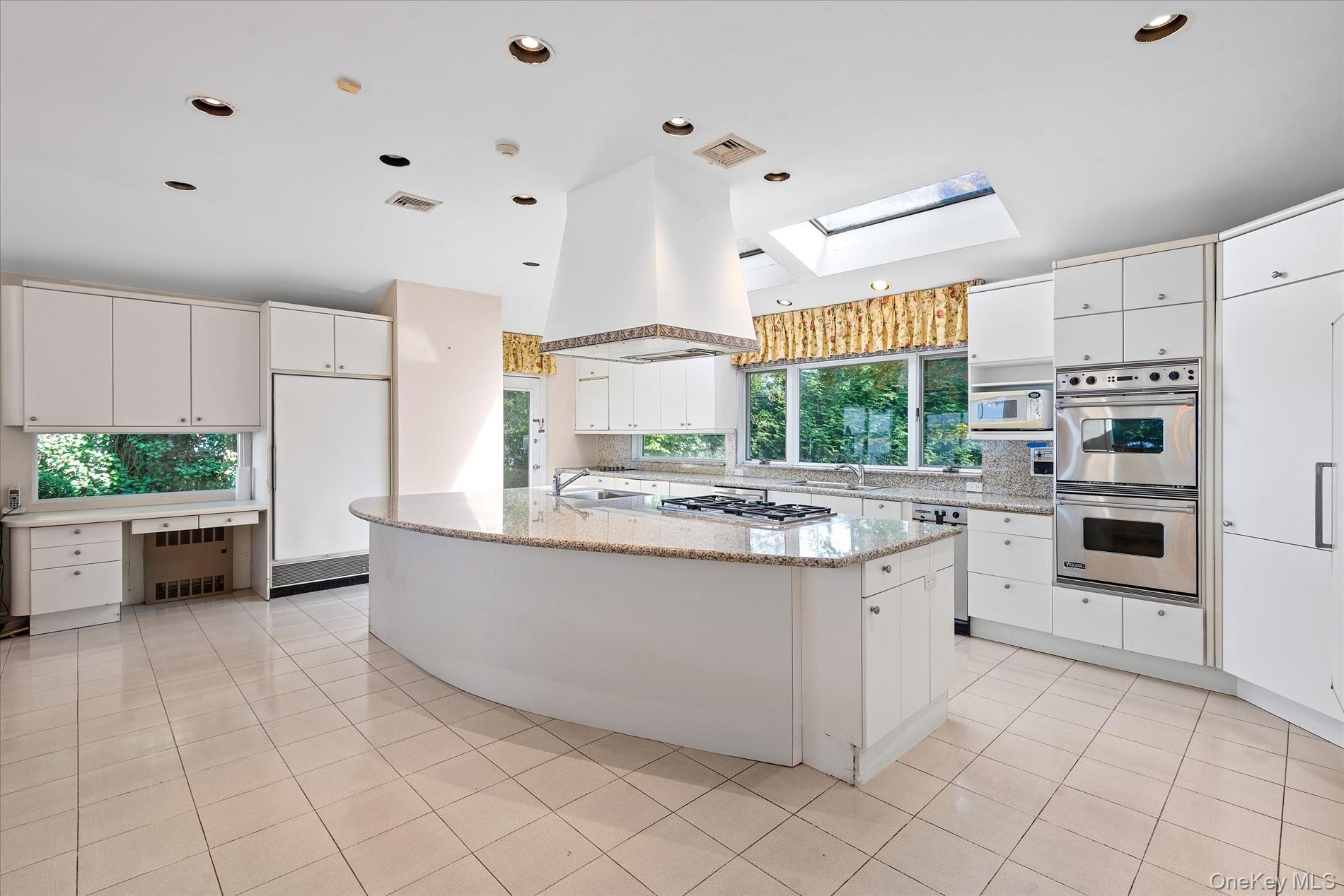 #20 photo, 512 E Shore Road, ナッソー郡 Great Neck , NY 11024