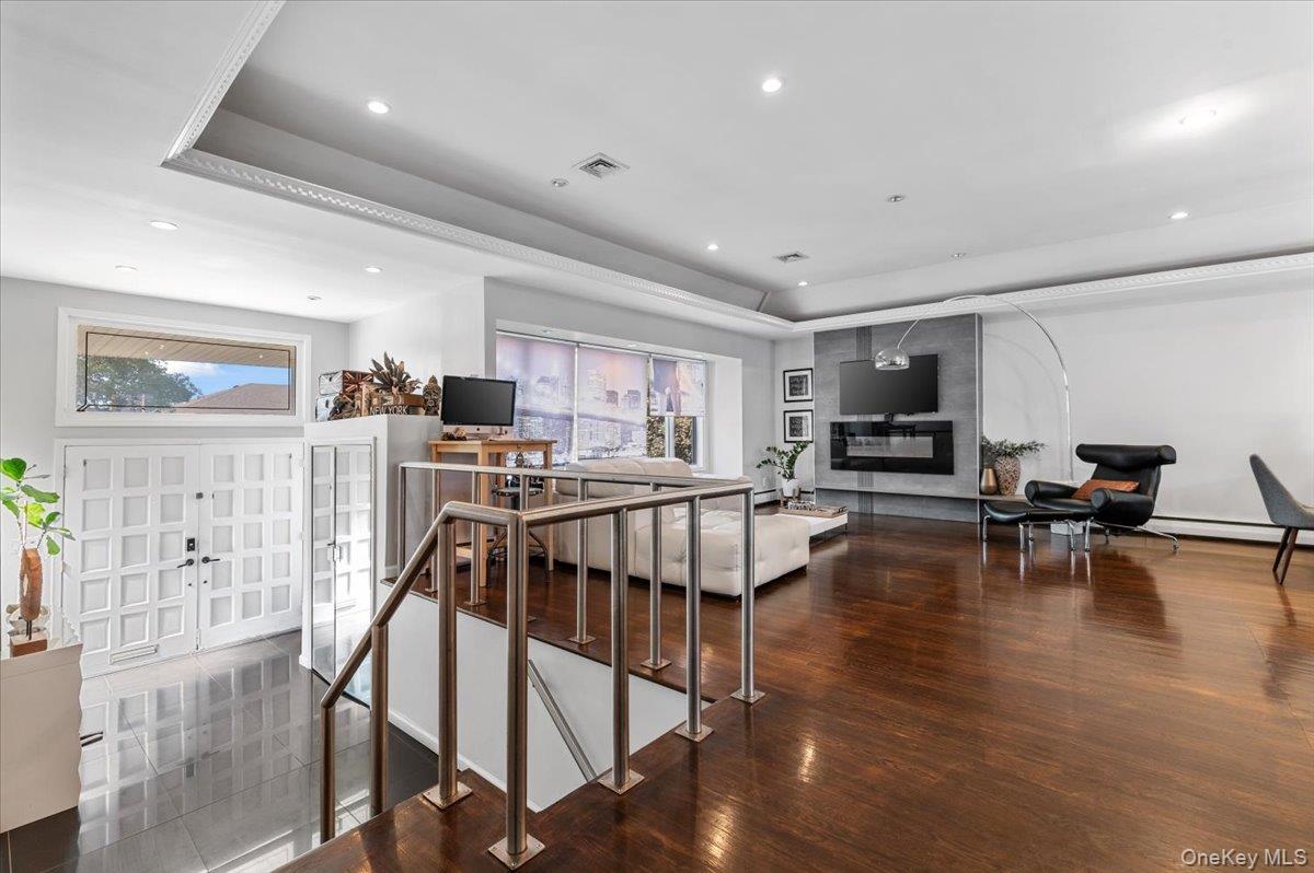 #3 photo, 844 Flanders Drive, ナッソー郡 Valley Stream , NY 11581