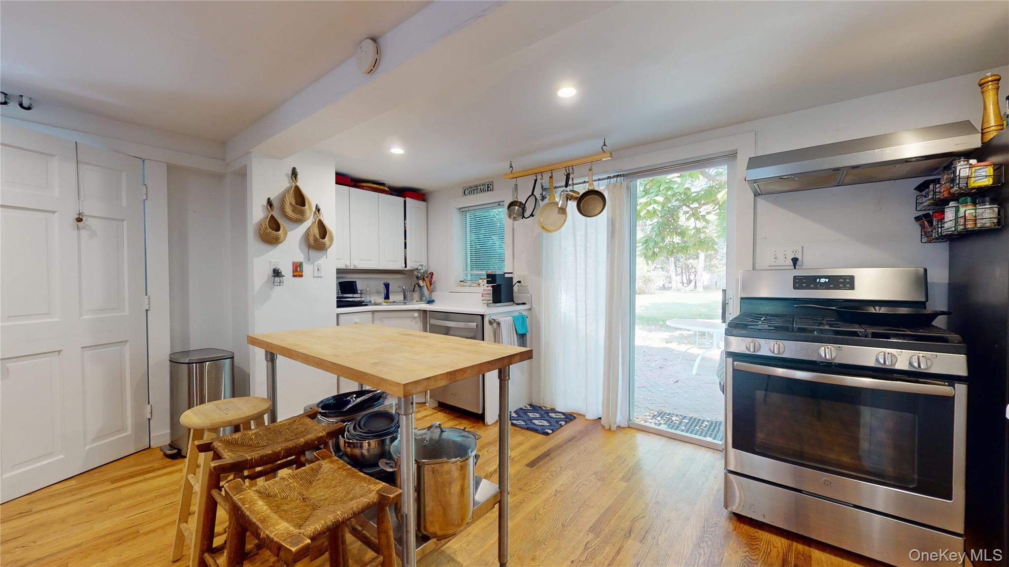 #11 photo, 14 B Franklin Avenue, サフォーク郡 Westhampton Beach , NY 11978