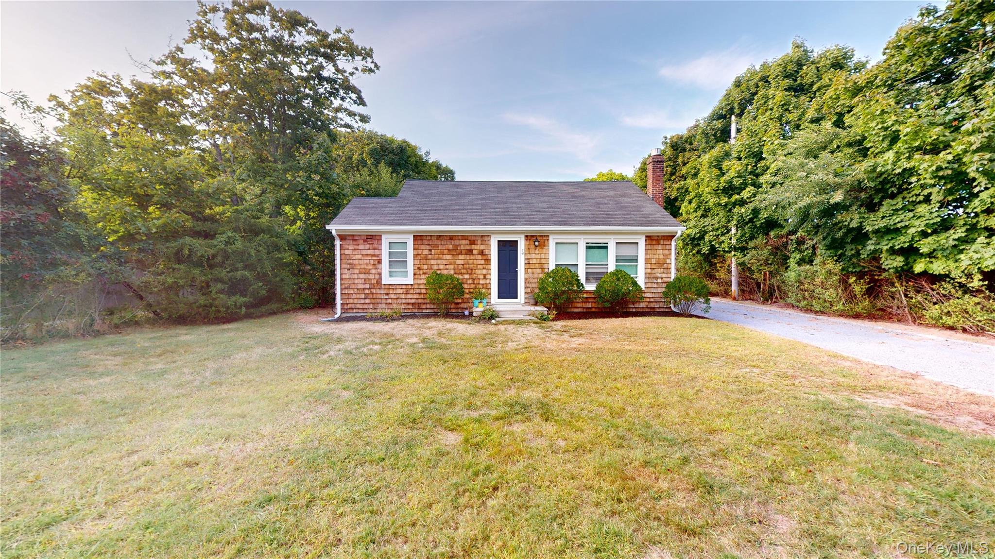 #1 photo, 14 A Franklin Avenue, 东长岛 汉普顿 Westhampton Beach , NY 11978