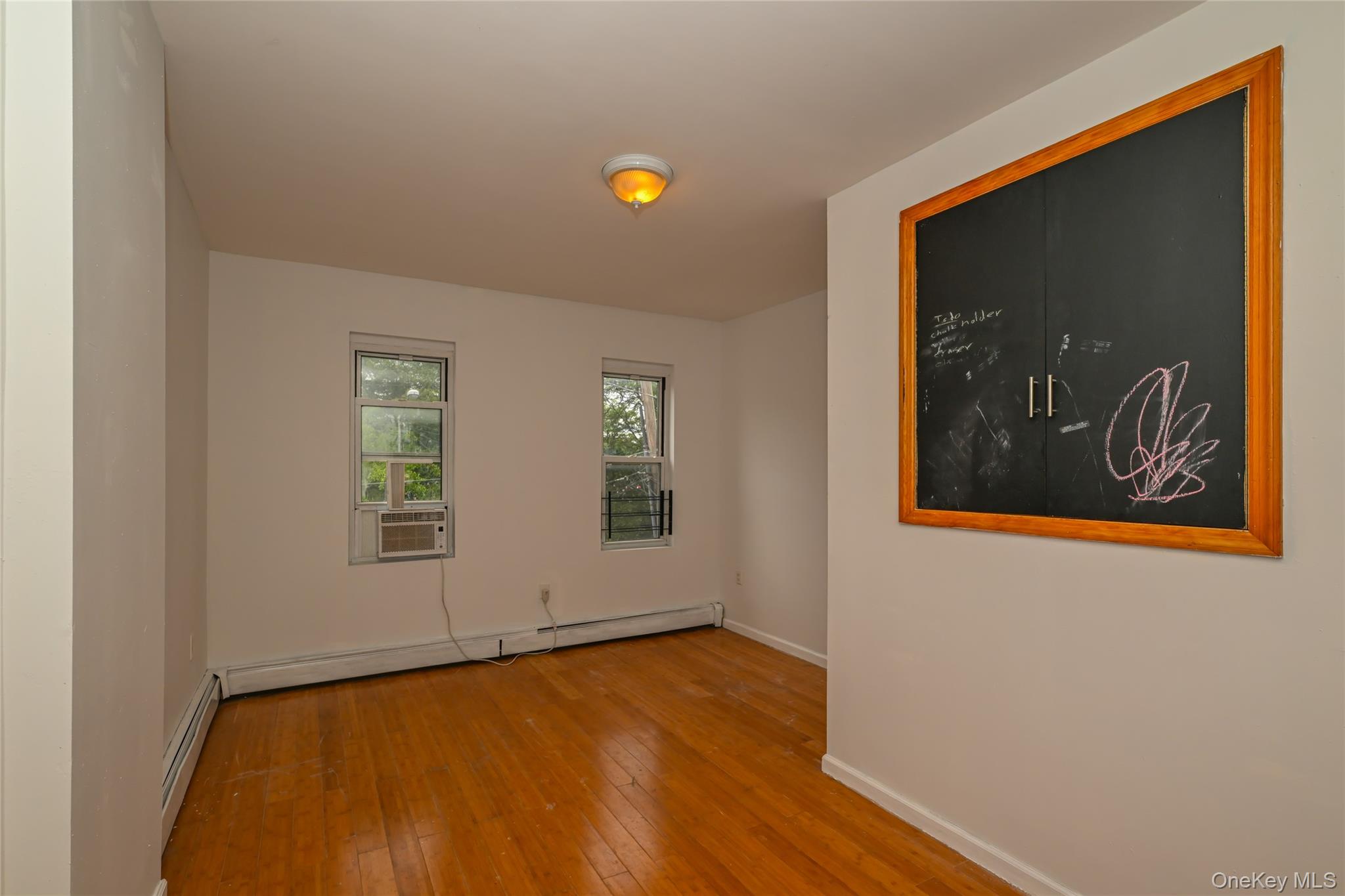 #8 photo, 44-11/13 66 Street, クイーンズ区 Woodside , NY 11377