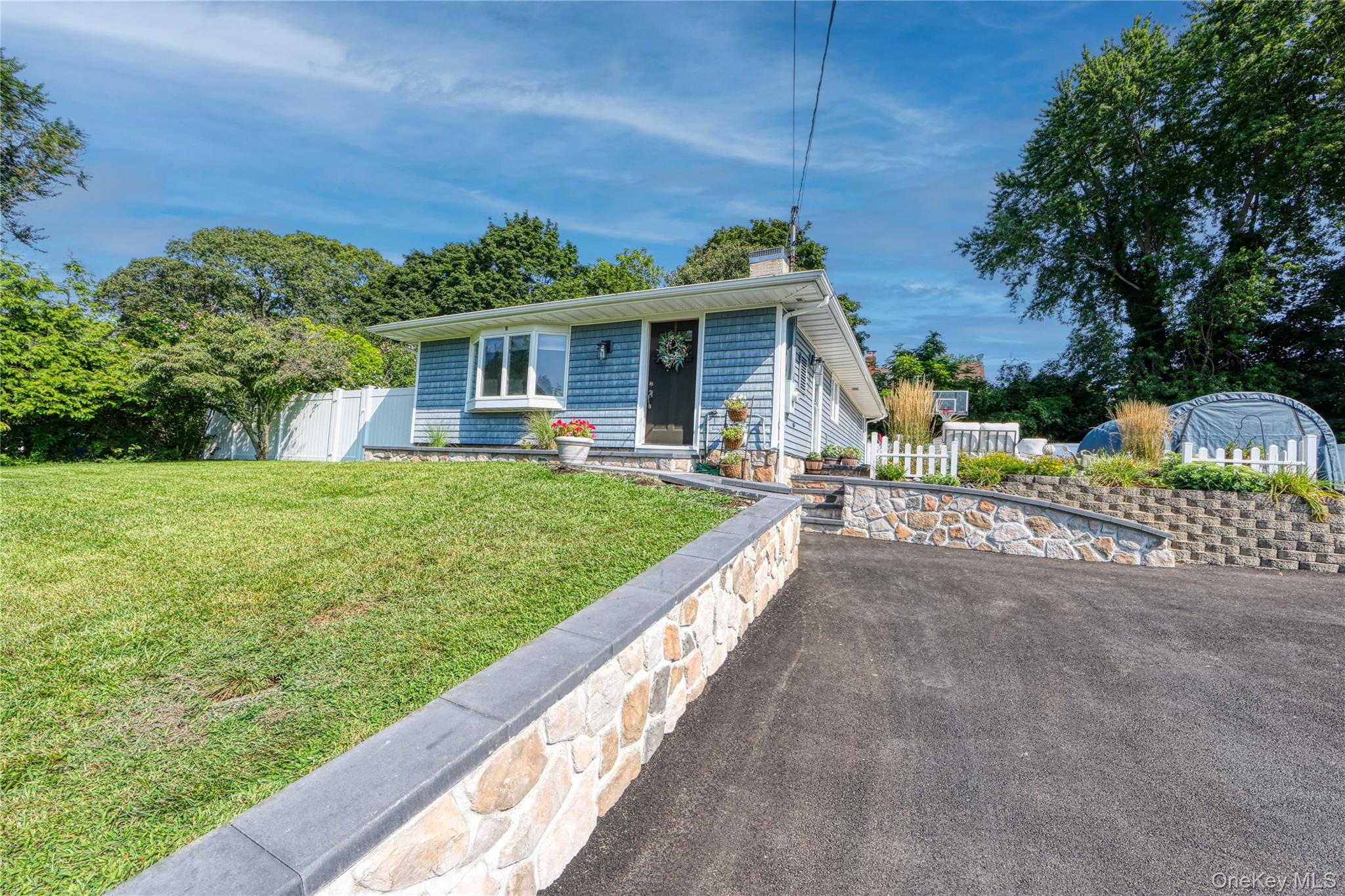 #1 photo, 37 Wyandotte Street, Selden , NY 11784