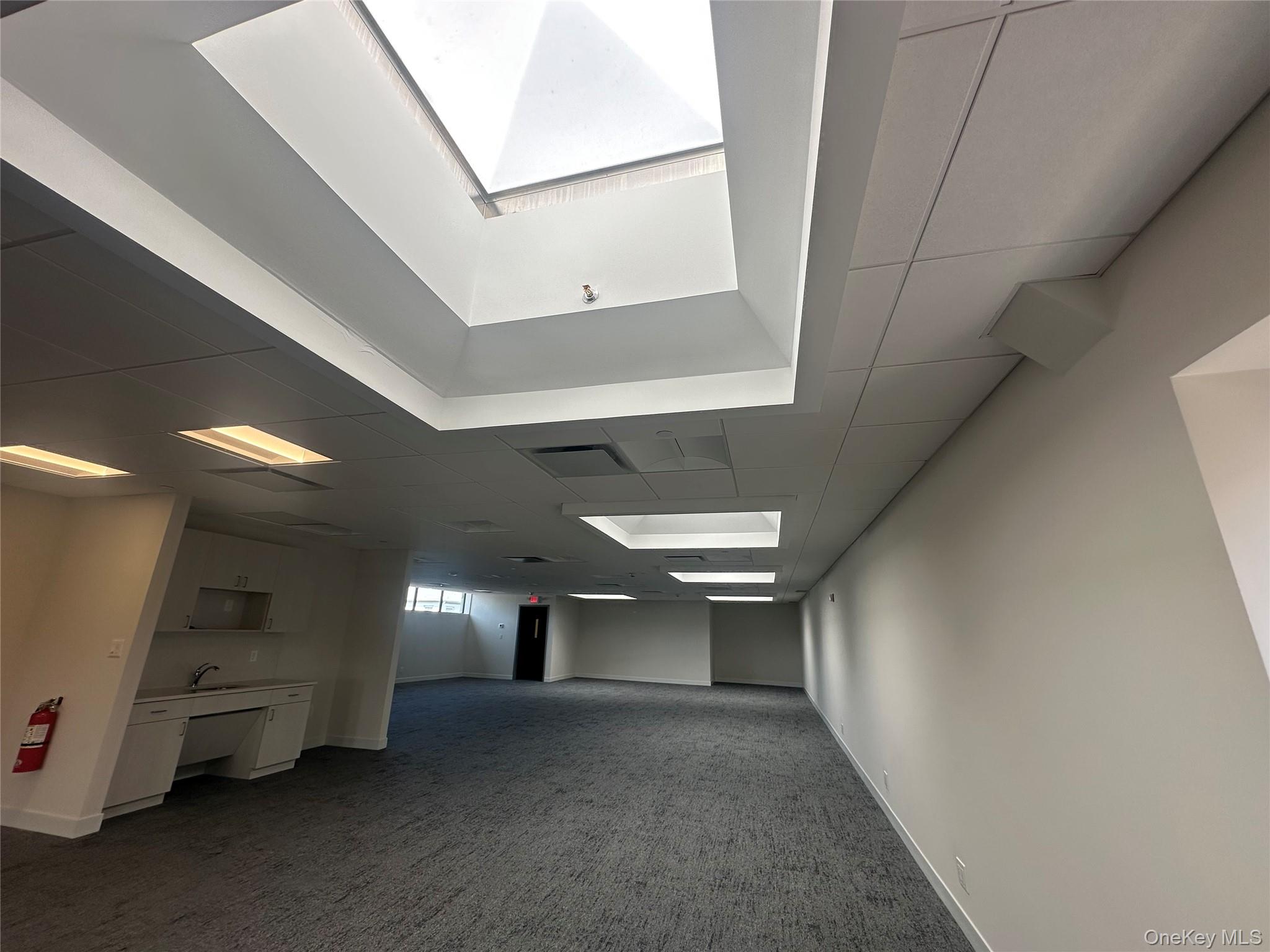 #8 photo, 111 Broadway, ナッソー郡 Lynbrook , NY 11563