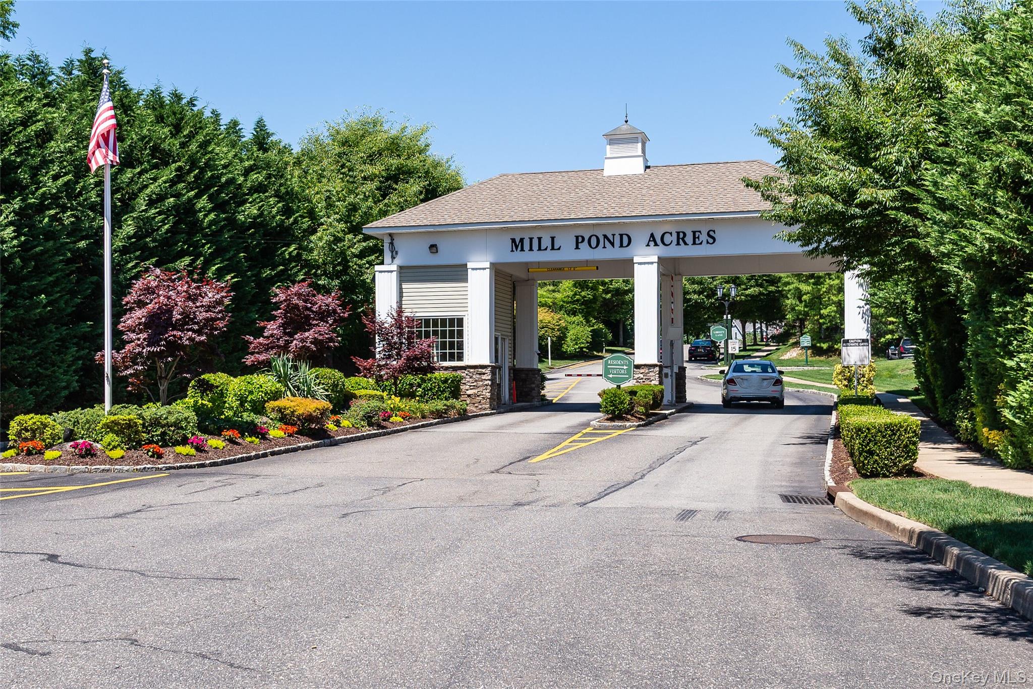 #1 photo, 106 Pond View Drive, 长岛 华盛顿港 Port Washington , NY 11050