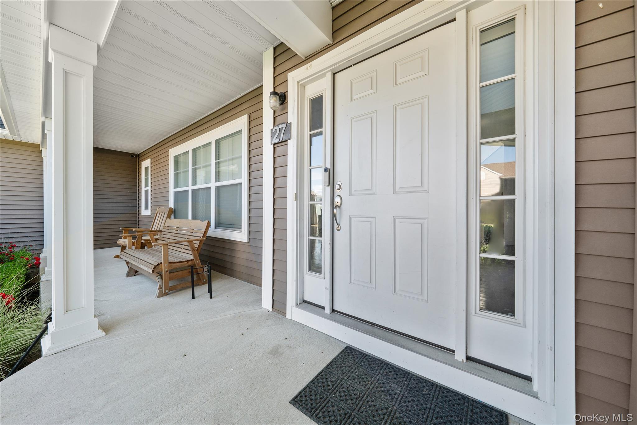 #3 photo, 27 Lilac Lane, サフォーク郡 Ridge , NY 11961