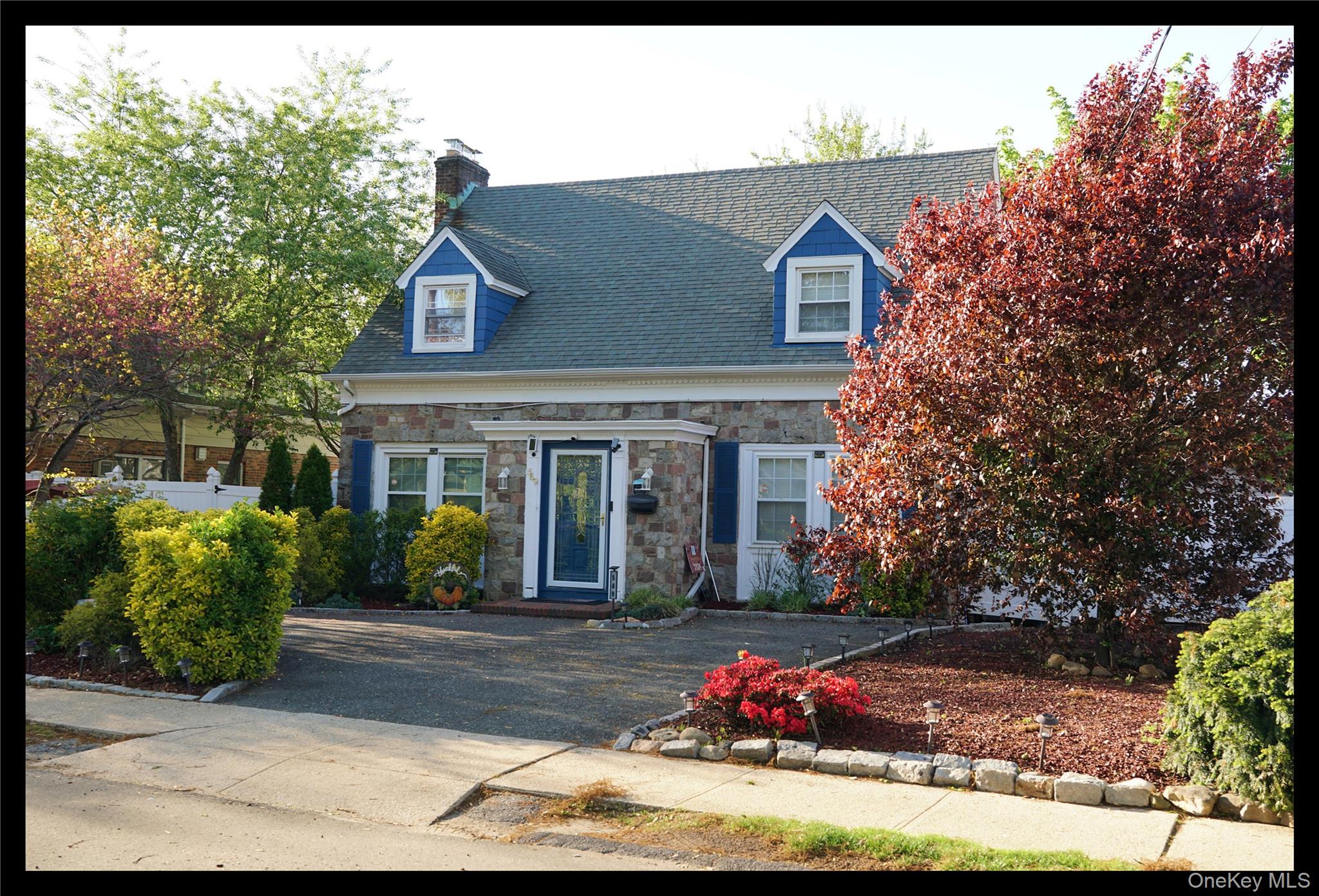 #1 photo, 569 Seaman Avenue, North Baldwin , NY 11510