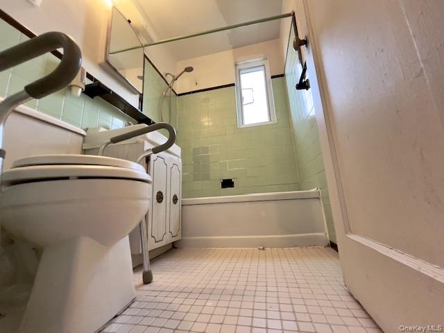 #11 photo, 216-25 73 Avenue, クイーンズ区 Bayside , NY 11364