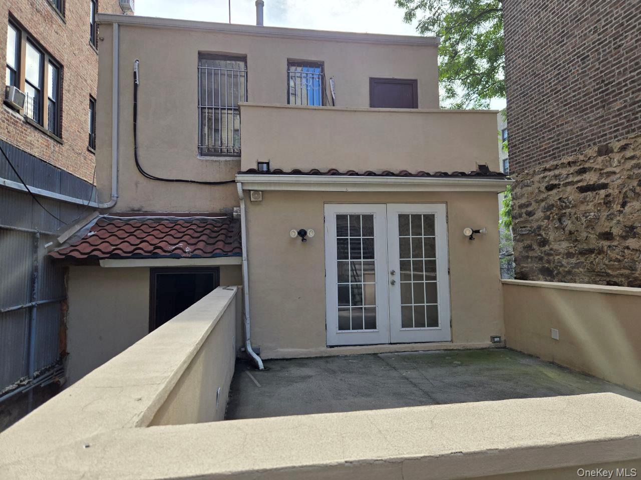 #1 photo, 2567 Poe Place, ブロンクス区 Bronx , NY 10458