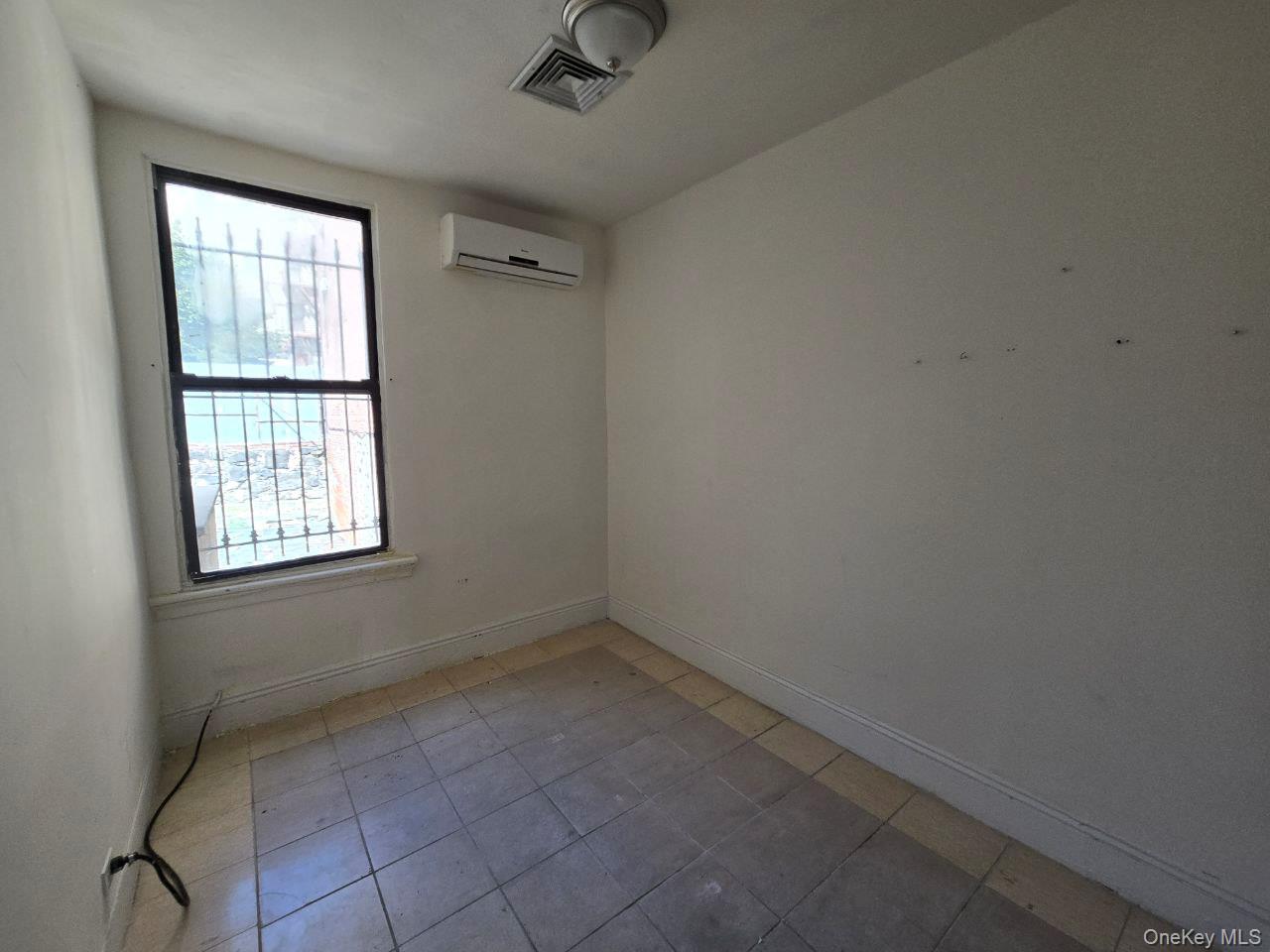 #13 photo, 2567 Poe Place, ブロンクス区 Bronx , NY 10458