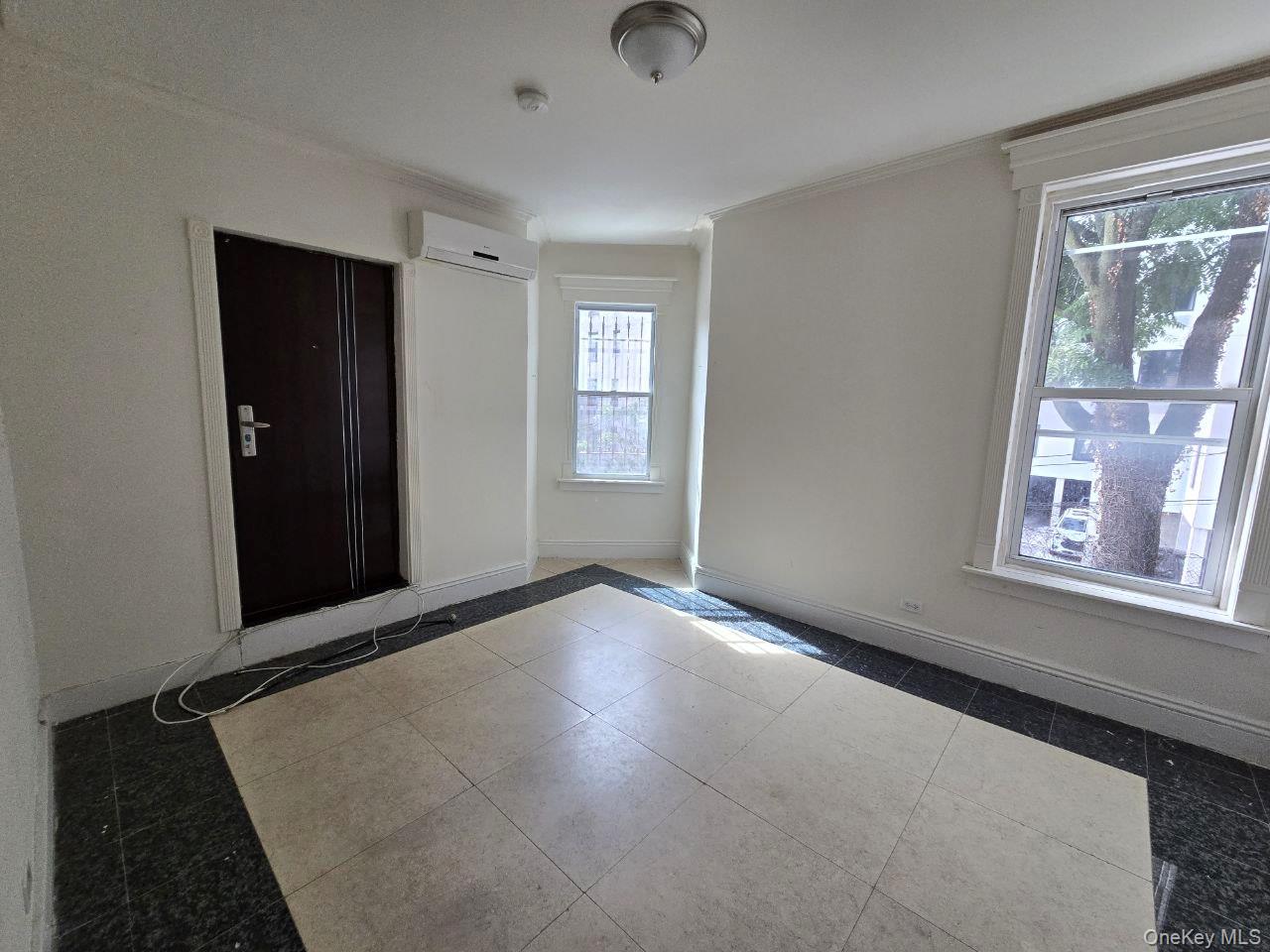 #4 photo, 2567 Poe Place, ブロンクス区 Bronx , NY 10458