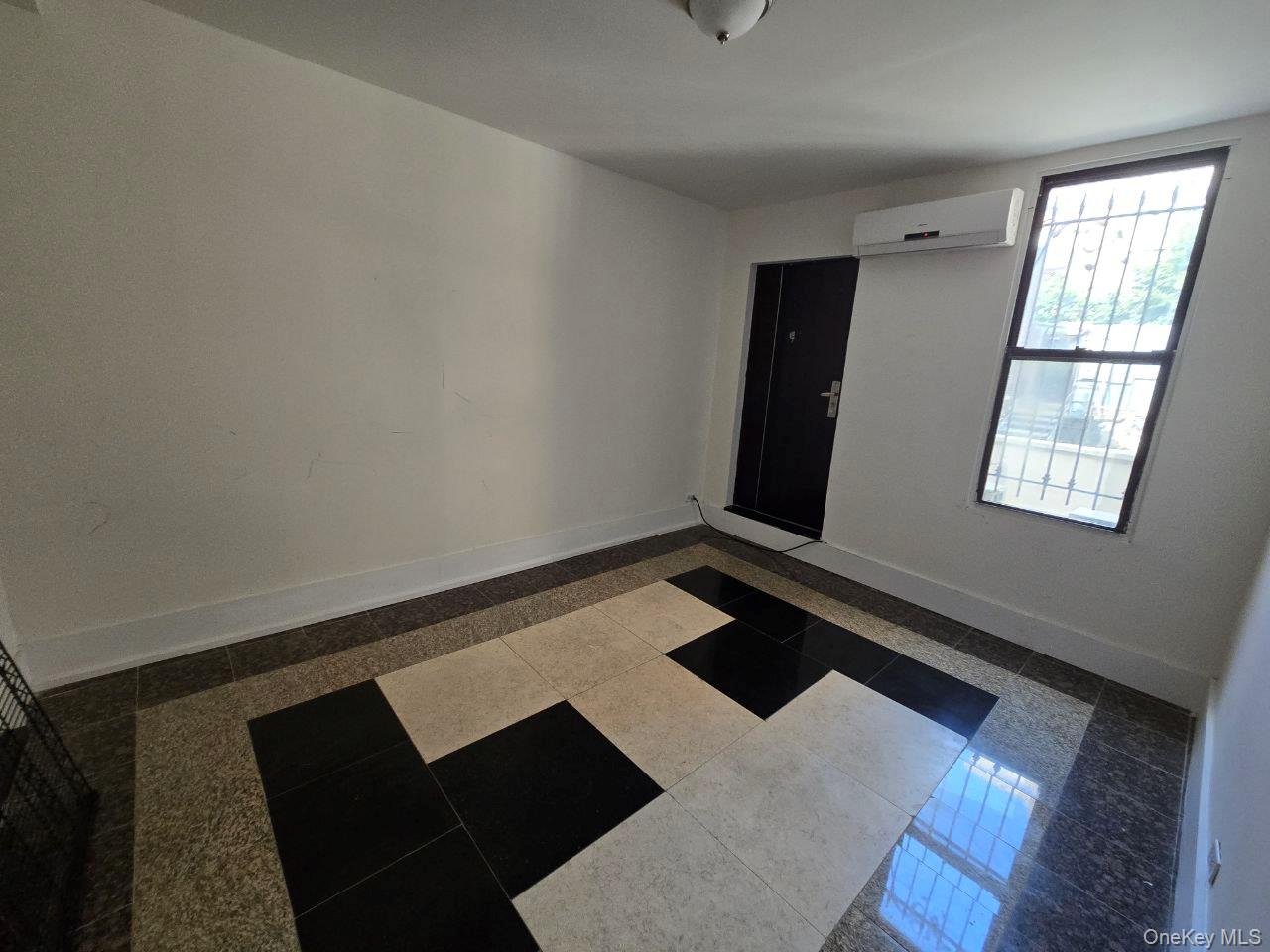 #7 photo, 2567 Poe Place, ブロンクス区 Bronx , NY 10458